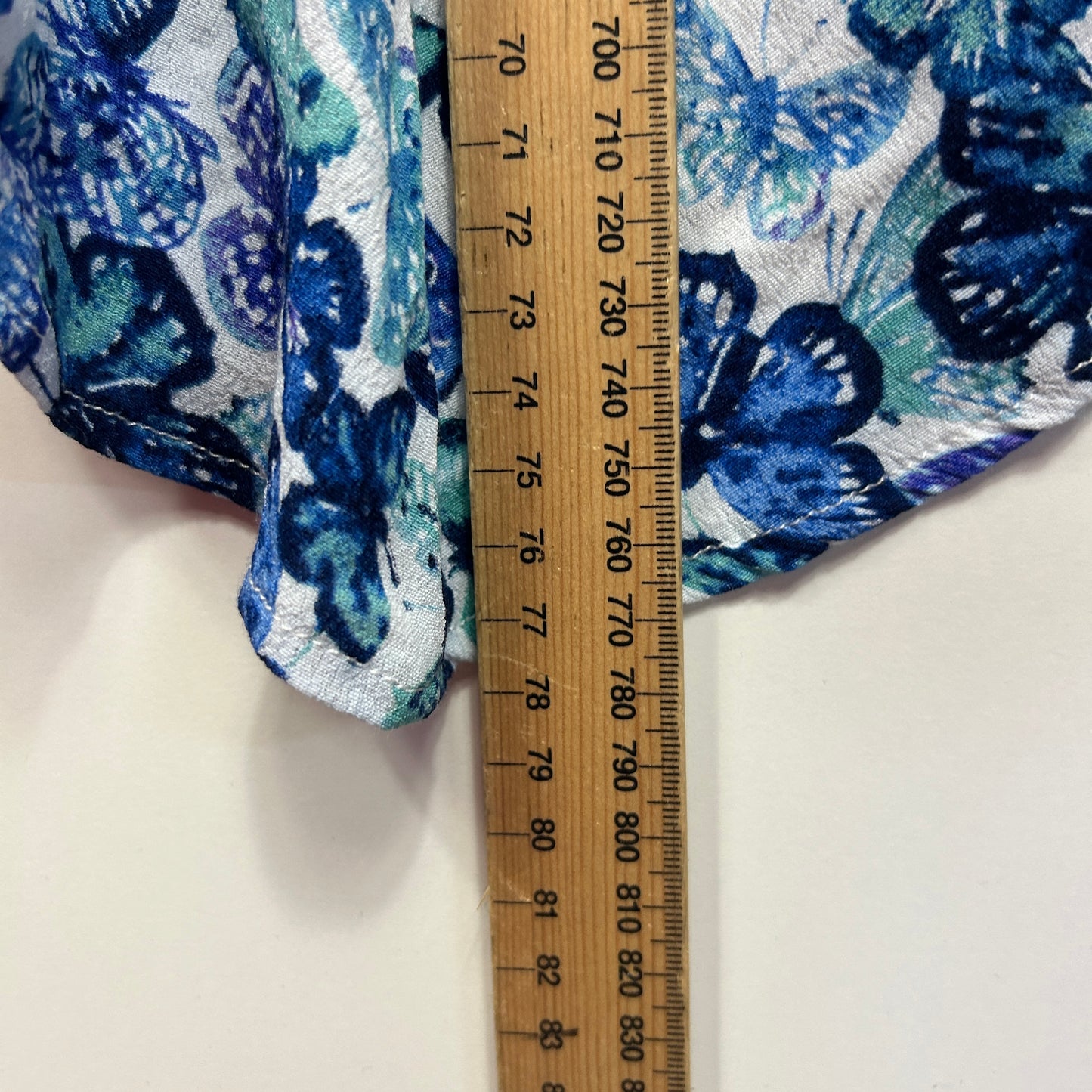 beme Top Size 18 Blue White Butterflies 3/4 Sleeve Viscose