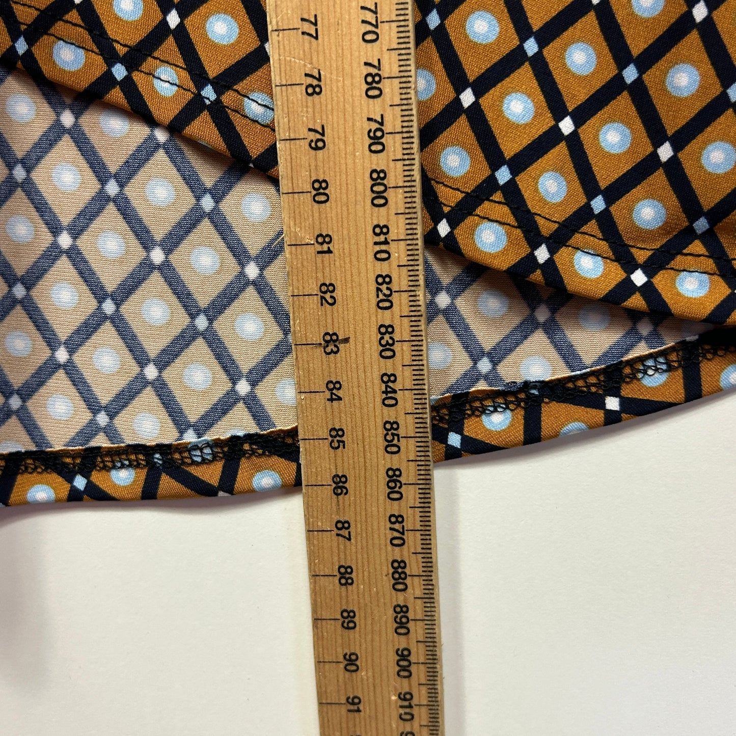 Taking Shape Top Size 18 Medium Plus Sleeveless Tan New