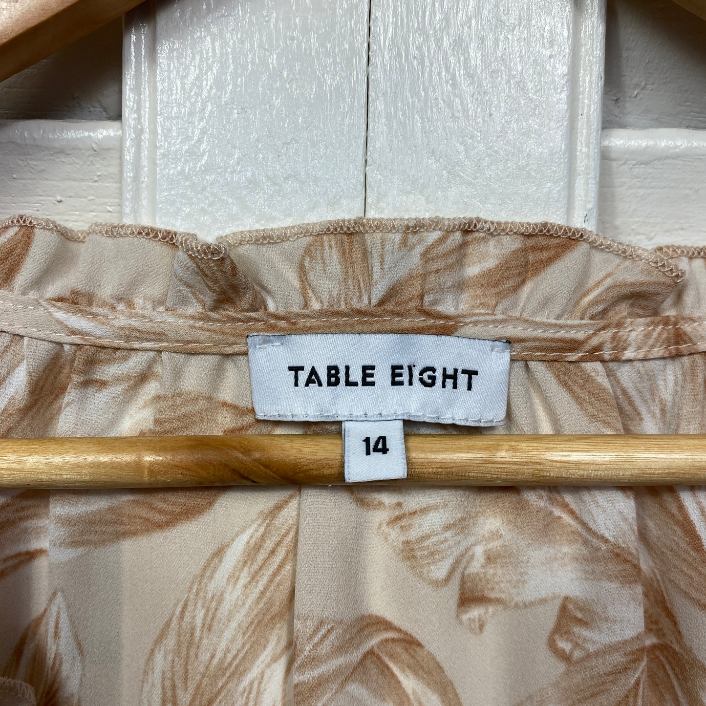 Table Eight Top Size 14 Beige Leaf Print Short Sleeve