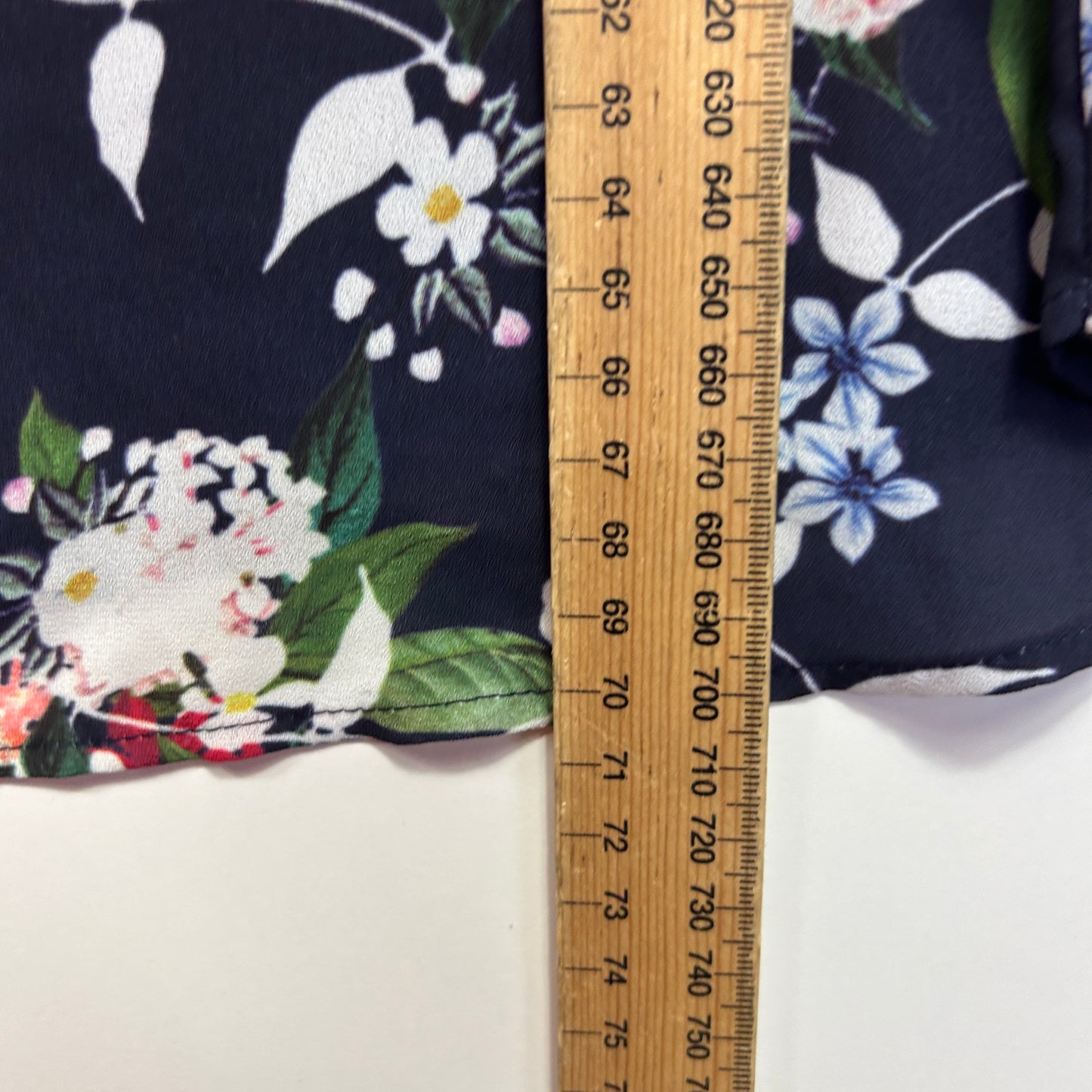 Jacqui E Top Size 16 Floral Long Bell Sleeve Multicoloured