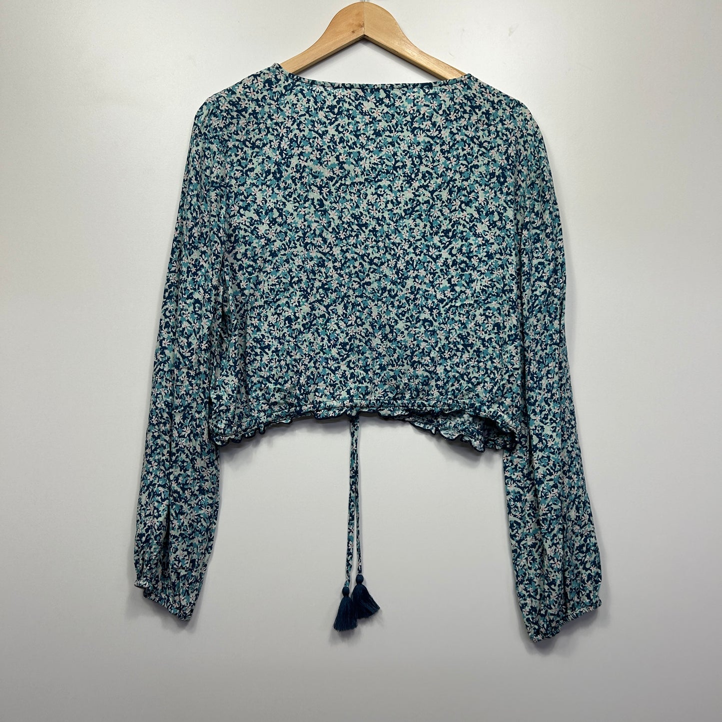 Sportsgirl Crop Top Size 16 Floral Long Sleeve