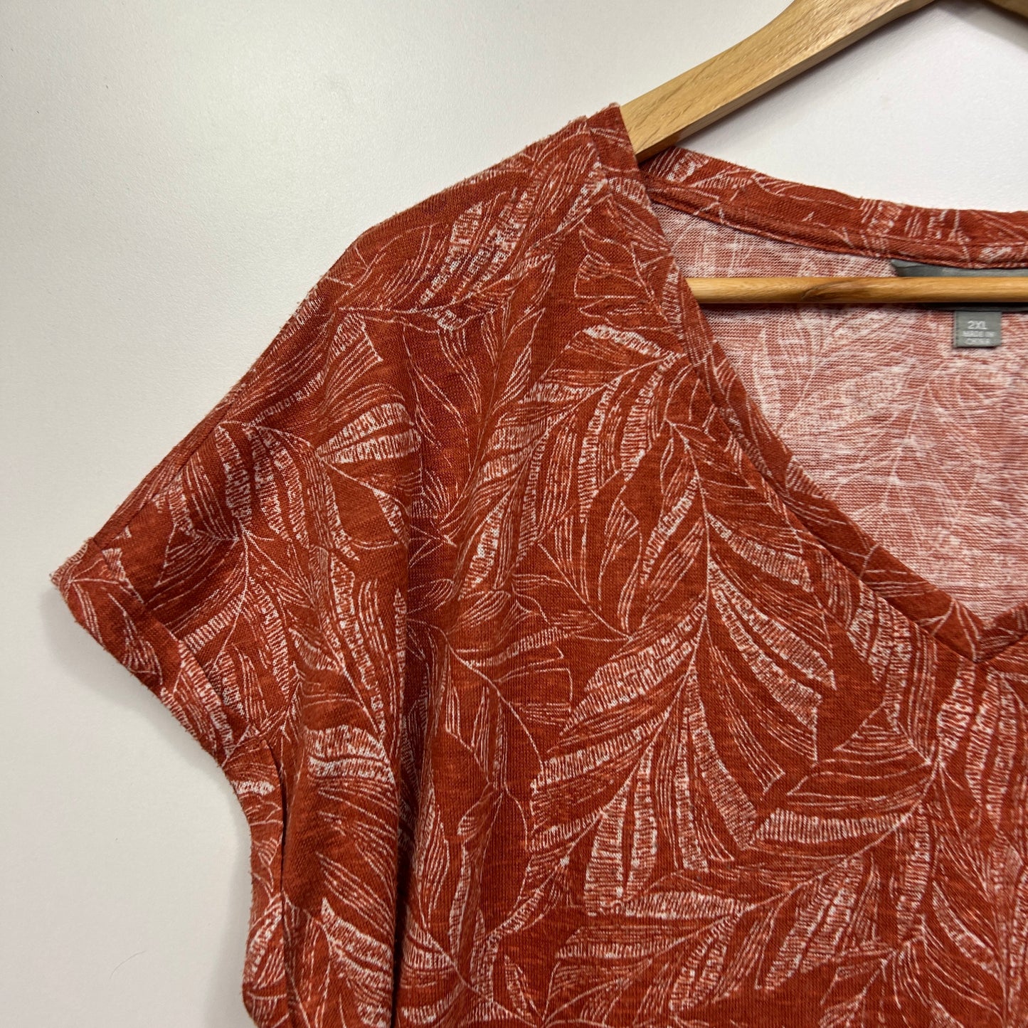 Suzanne Grae Top Size 2XL 16 18 Rust Floral Short Sleeve
