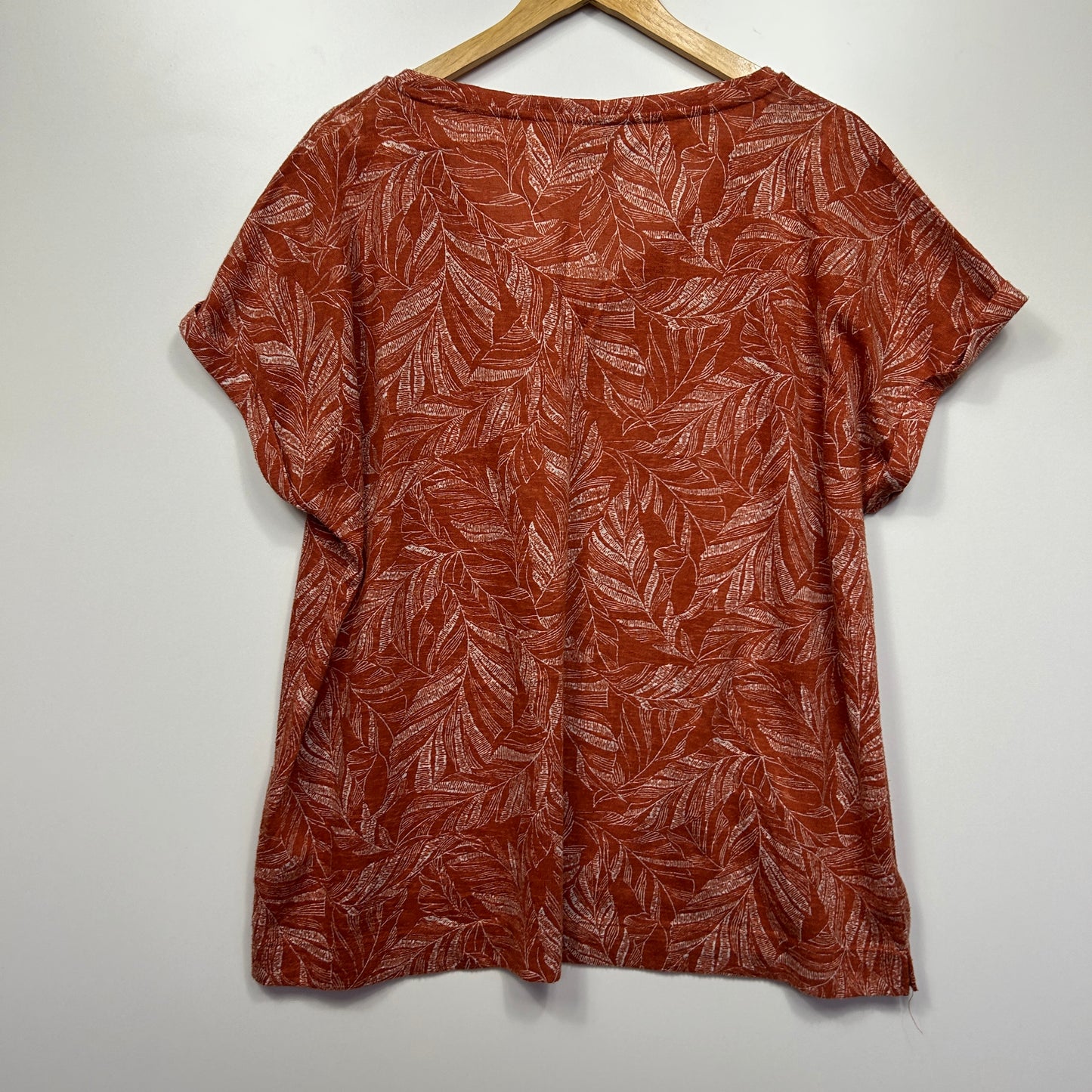 Suzanne Grae Top Size 2XL 16 18 Rust Floral Short Sleeve