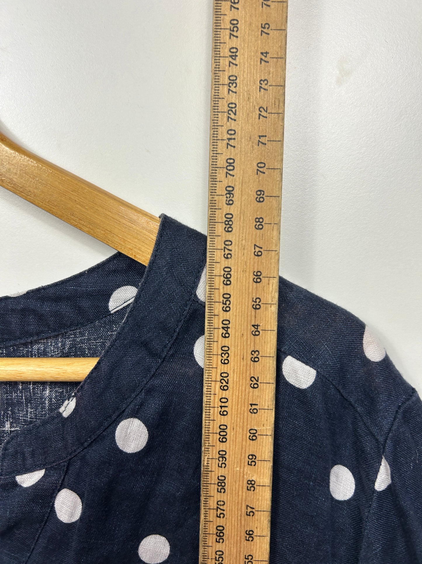 Suzanne Grae Linen Top Size 14 Navy White Polka Dots Long Sleeve