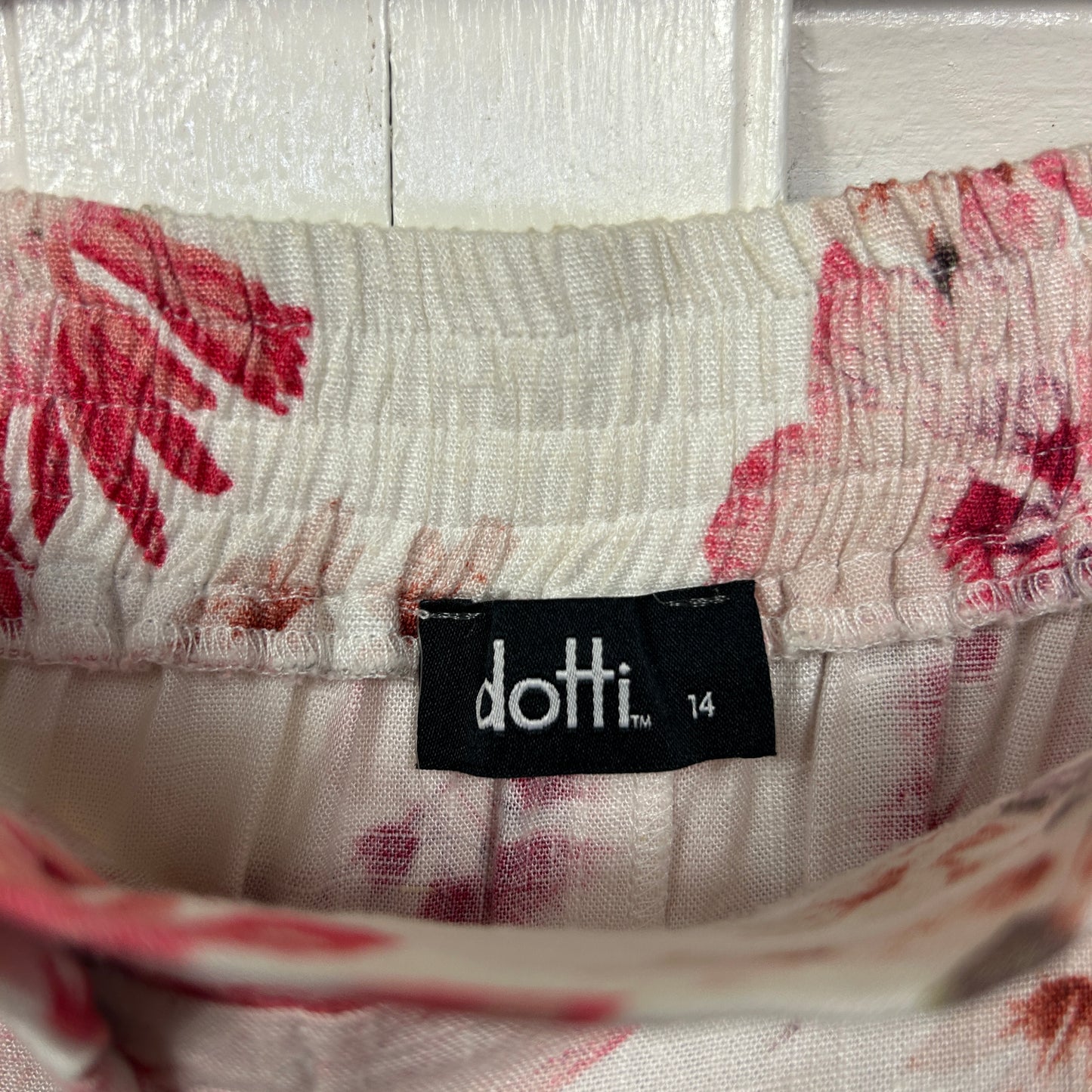 Dotti Skirt SIze 14 Floral Pockets 100% Cotton Midi Length