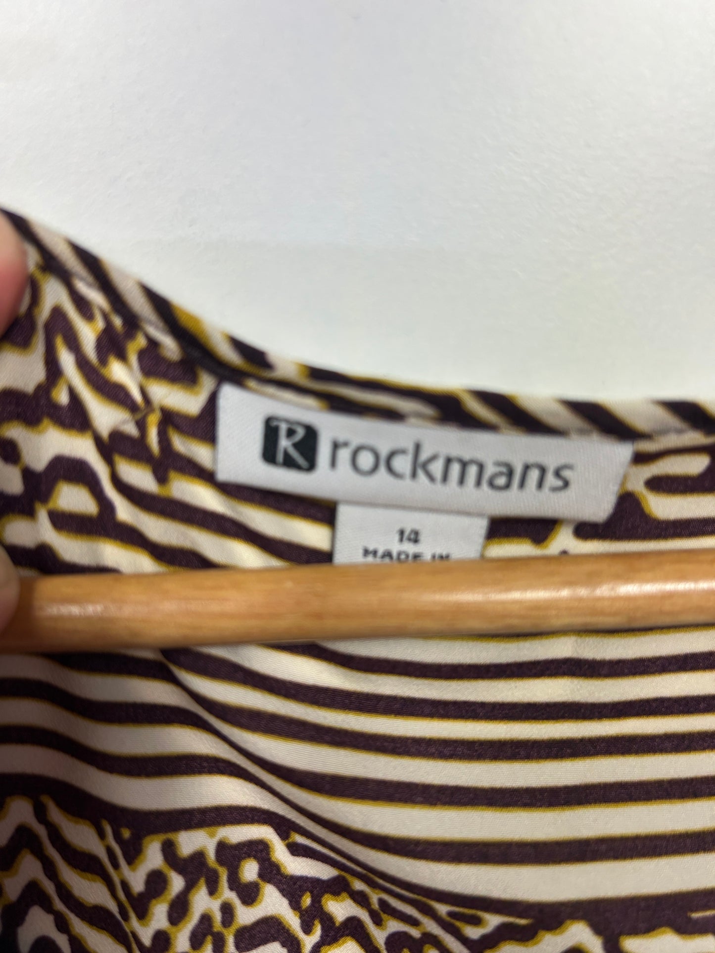 Rockmans Top Size 14 Sleeveless Brown White
