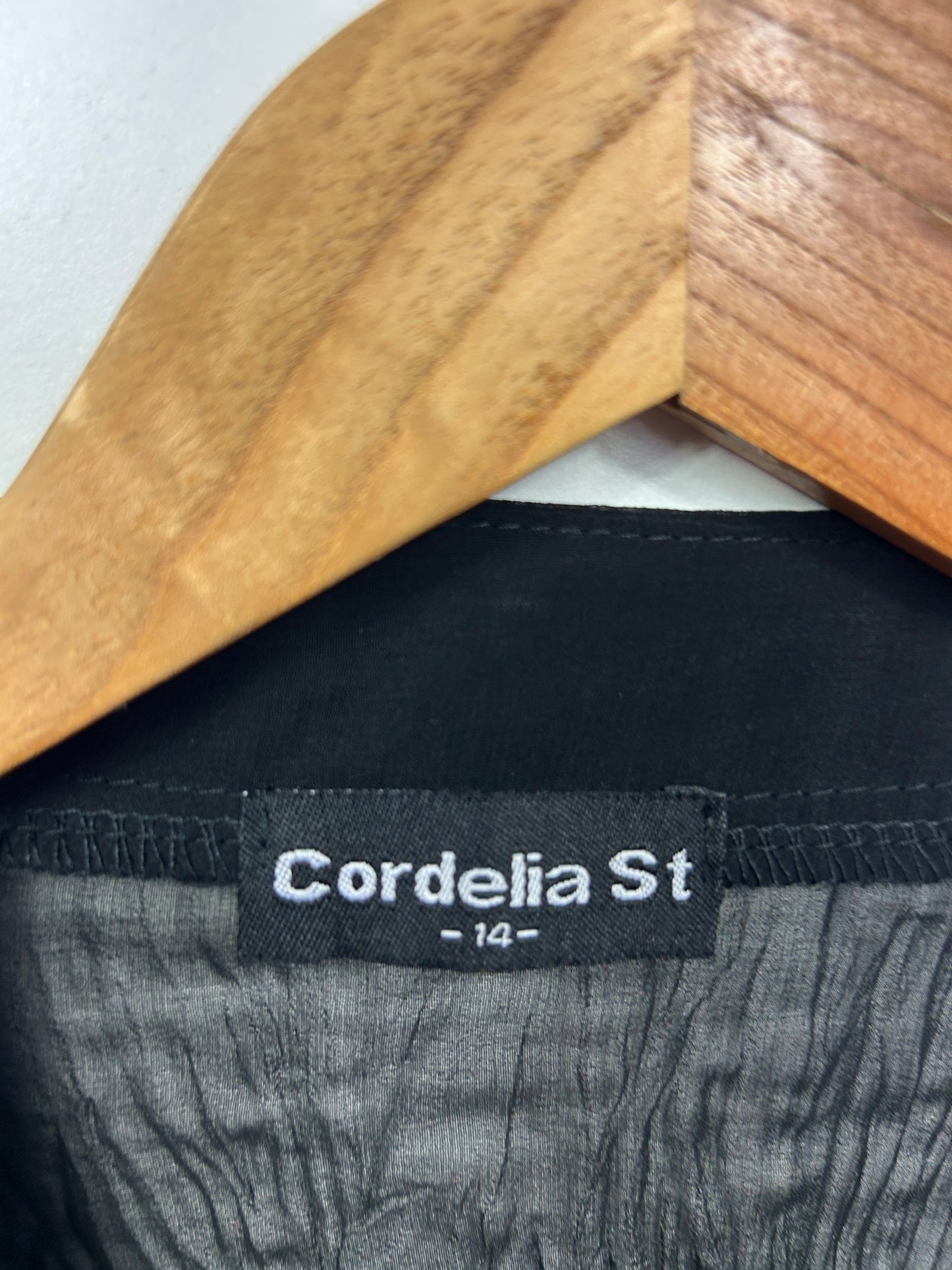 Cordelia St Top Size 14 Black Sheer Crinkle