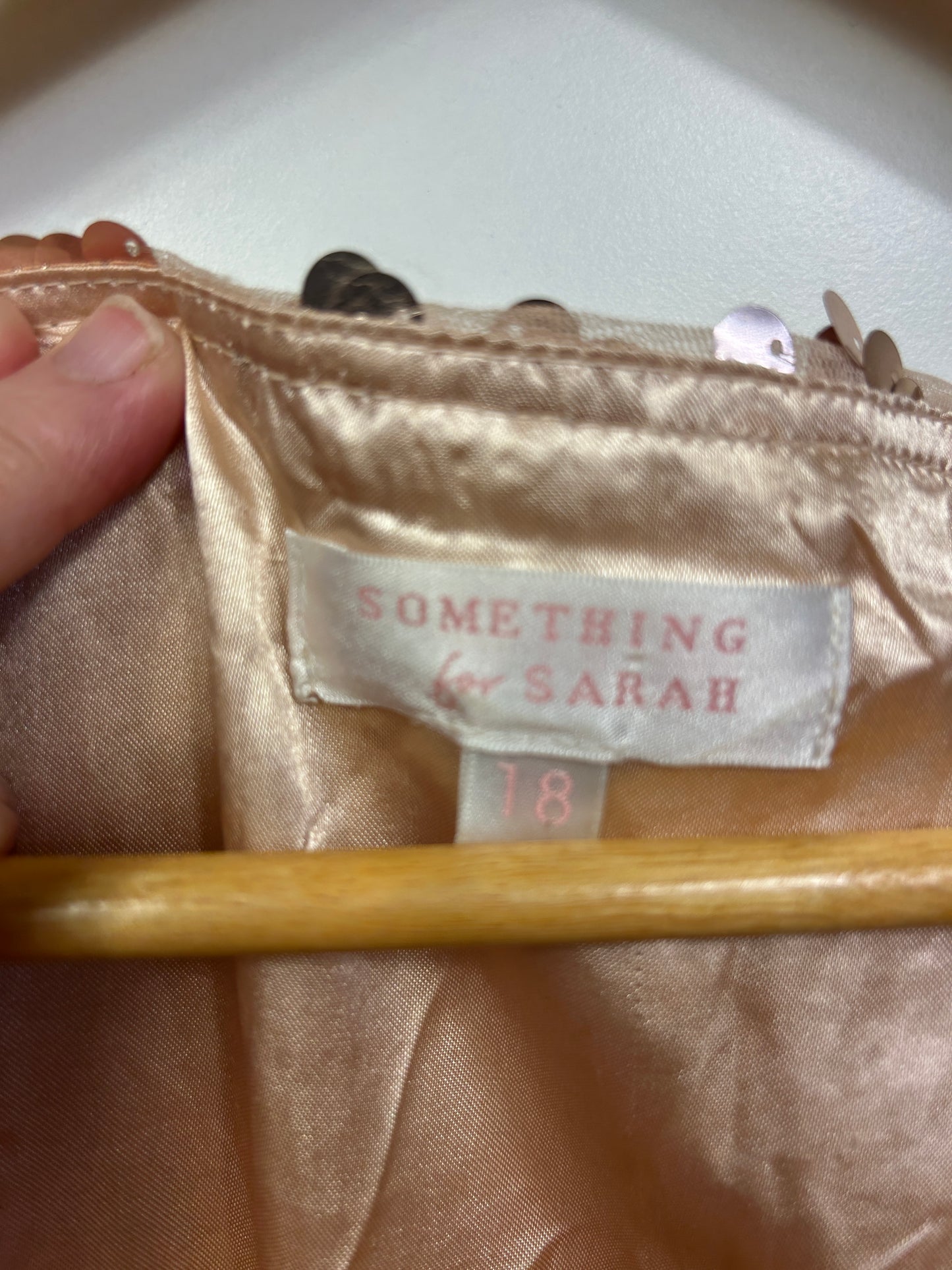 Something for Sarah Dress Size 16-18 Cocktail Evening Party Sequins Gold