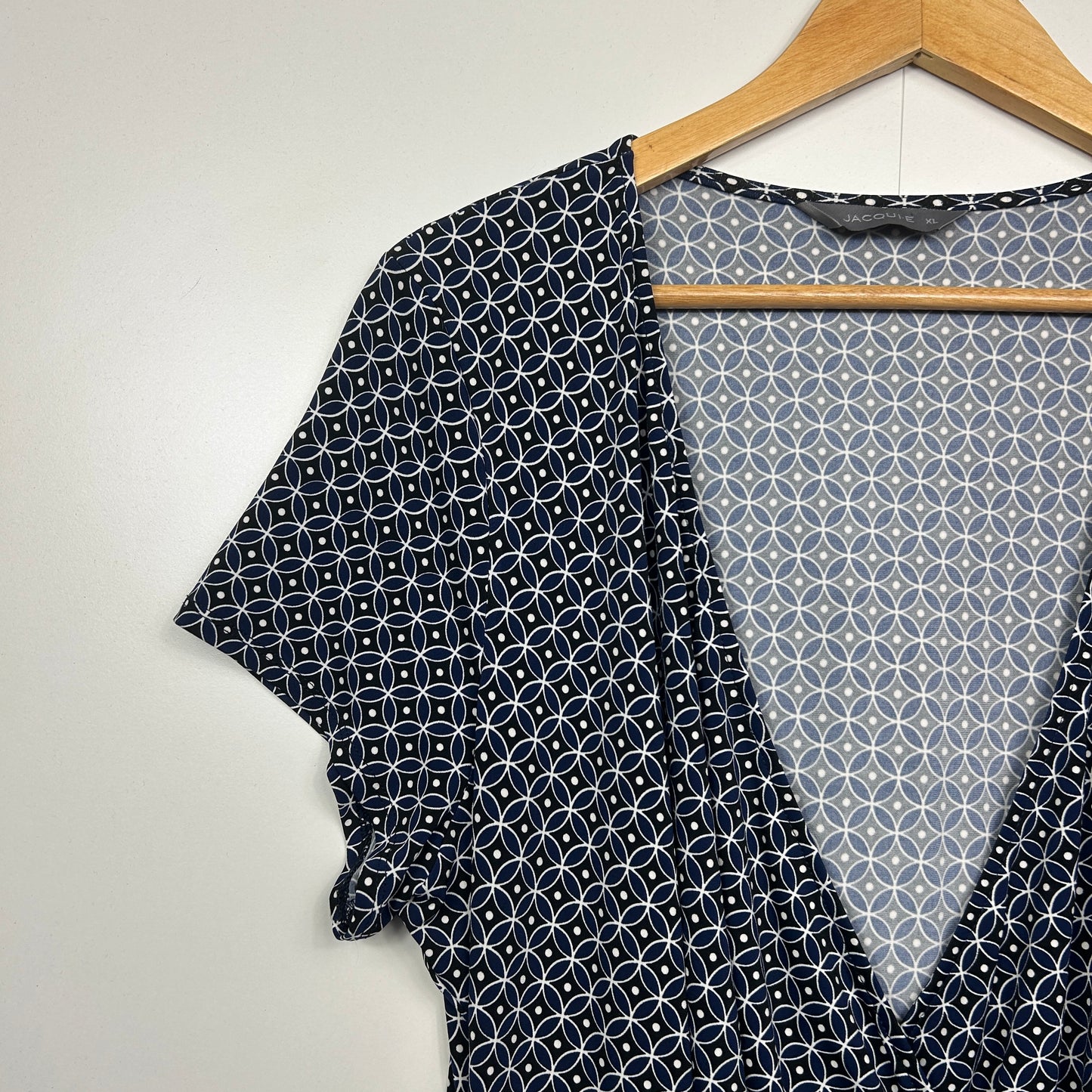 Jacqui E Dress Size 16 XL Short Sleeve Gathered Waist