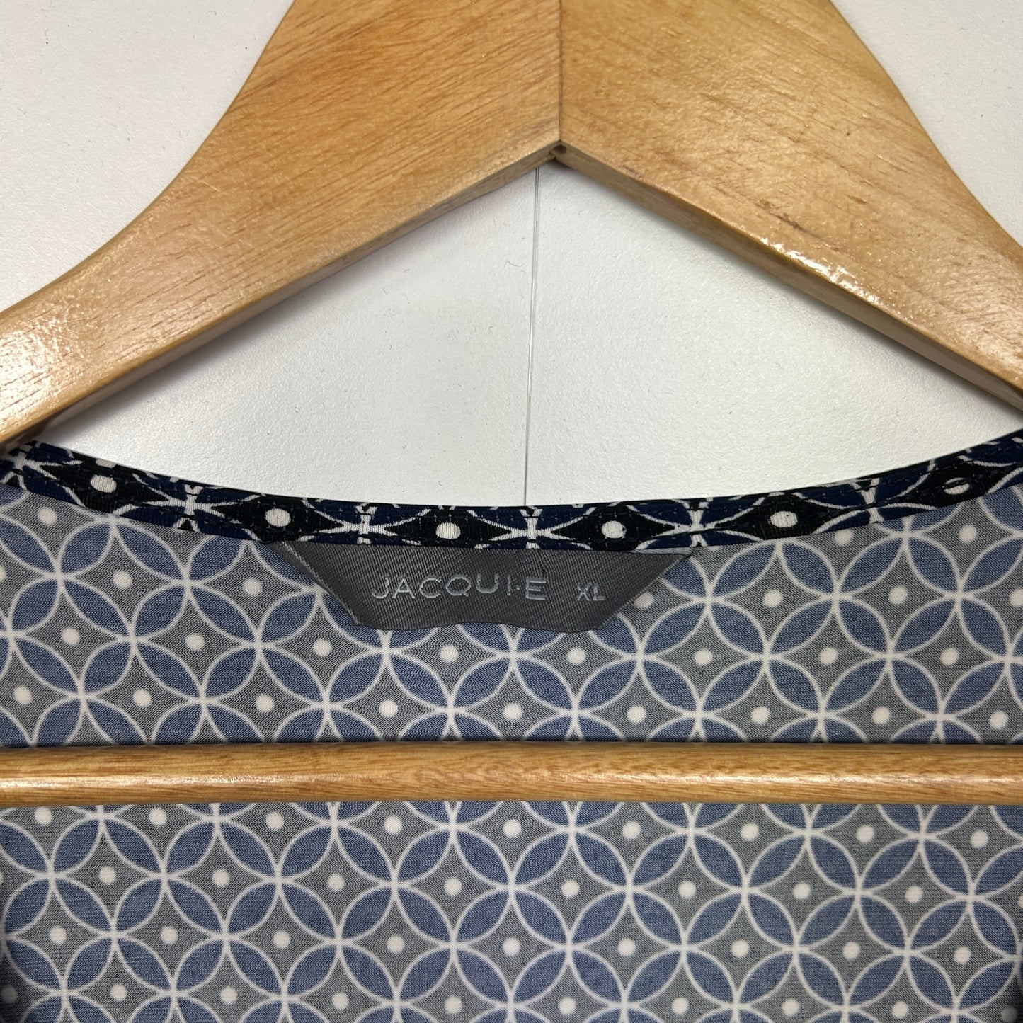 Jacqui E Dress Size 16 XL Short Sleeve Gathered Waist