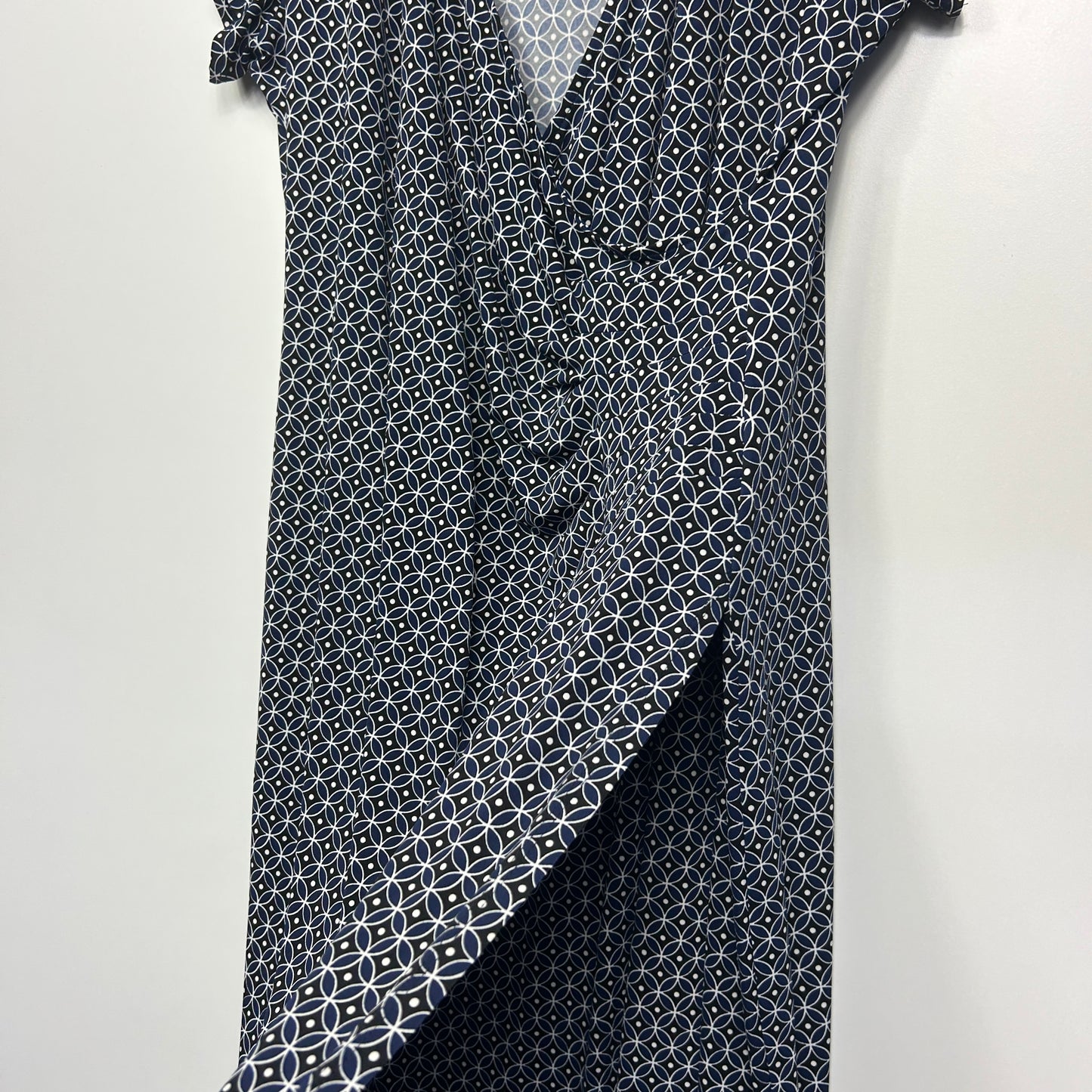 Jacqui E Dress Size 16 XL Short Sleeve Gathered Waist