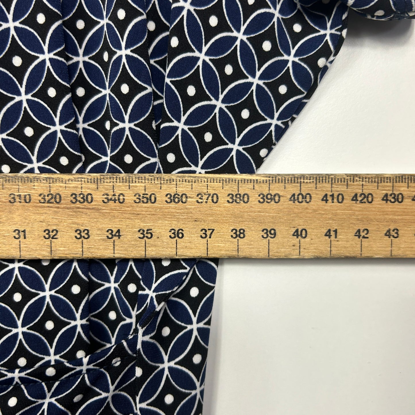 Jacqui E Dress Size 16 XL Short Sleeve Gathered Waist