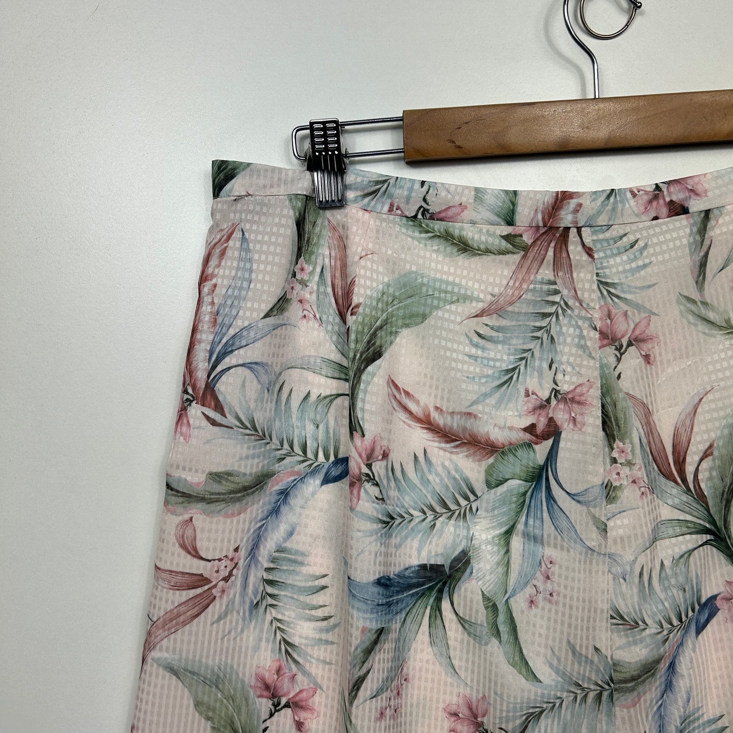 Dannii Minogue Skirt Size 16 Petites Multicoloured Floral