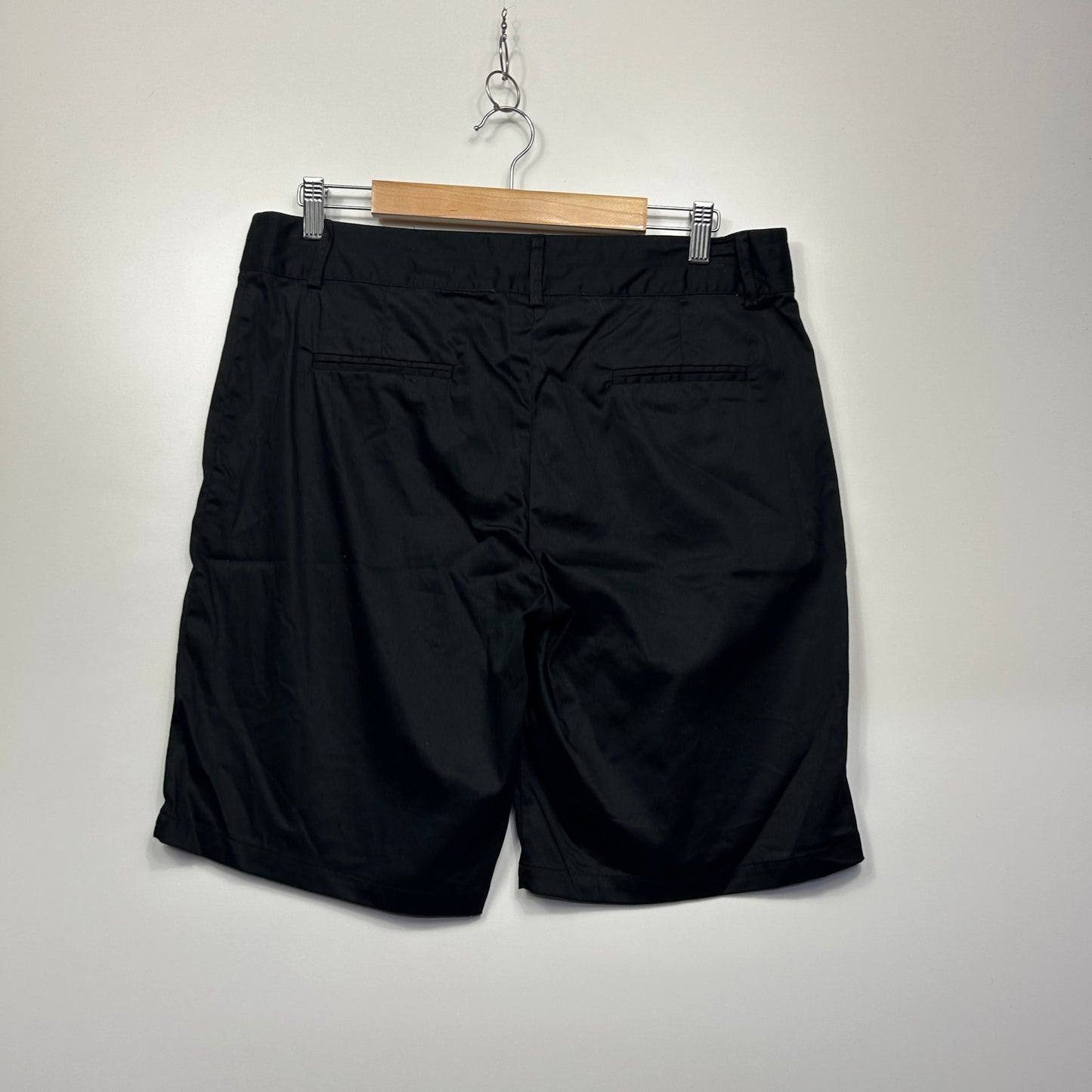 Rockmans Shorts Size 14 Black Zip Fly