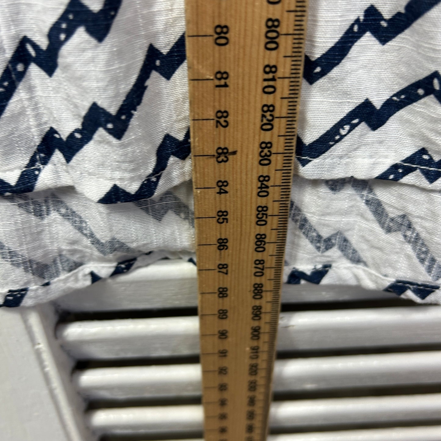 Luna Sky Top Size 16 Blue White Striped Long Sleeve Rayon