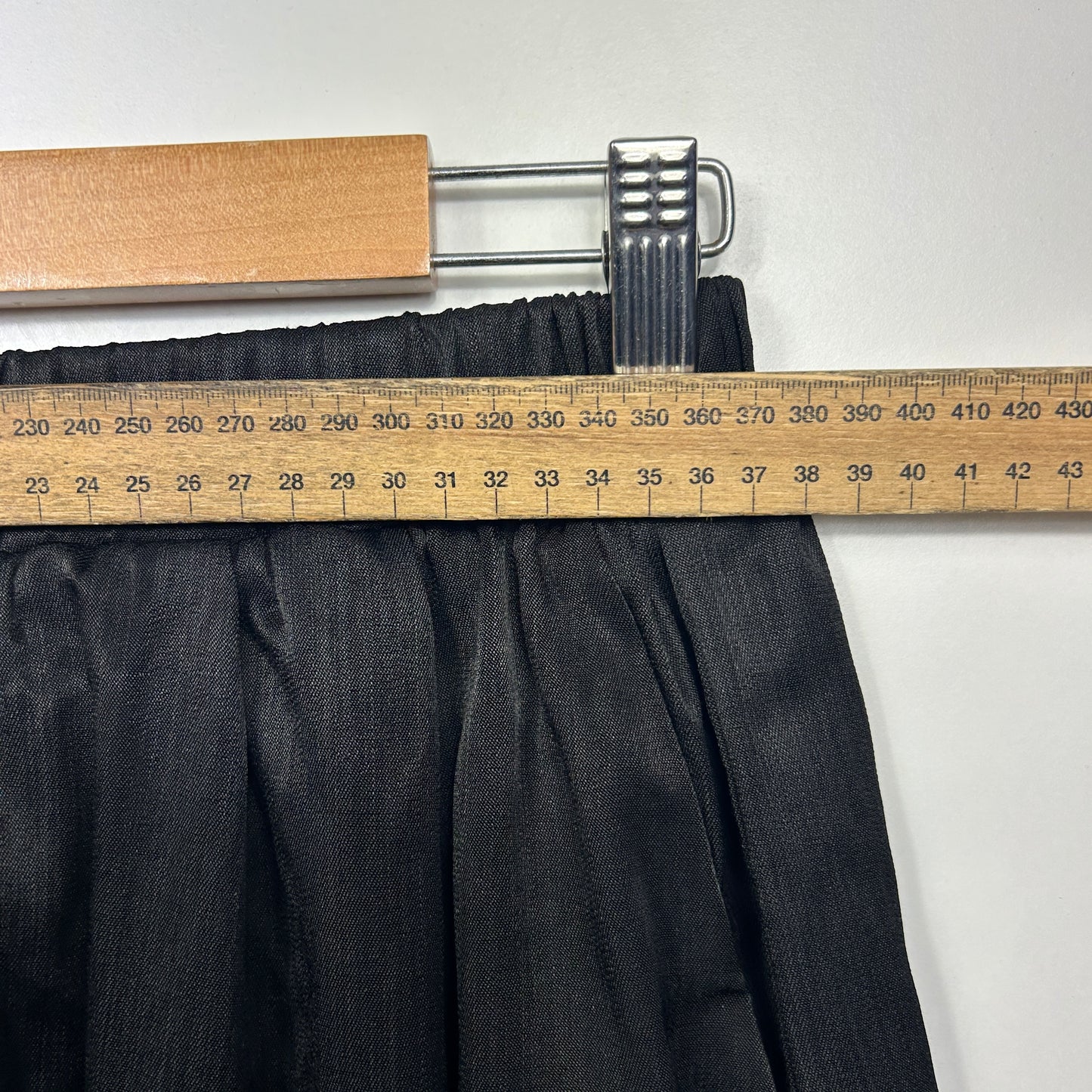 Emery Rose Shorts Size 14 16 XL Black Pockets