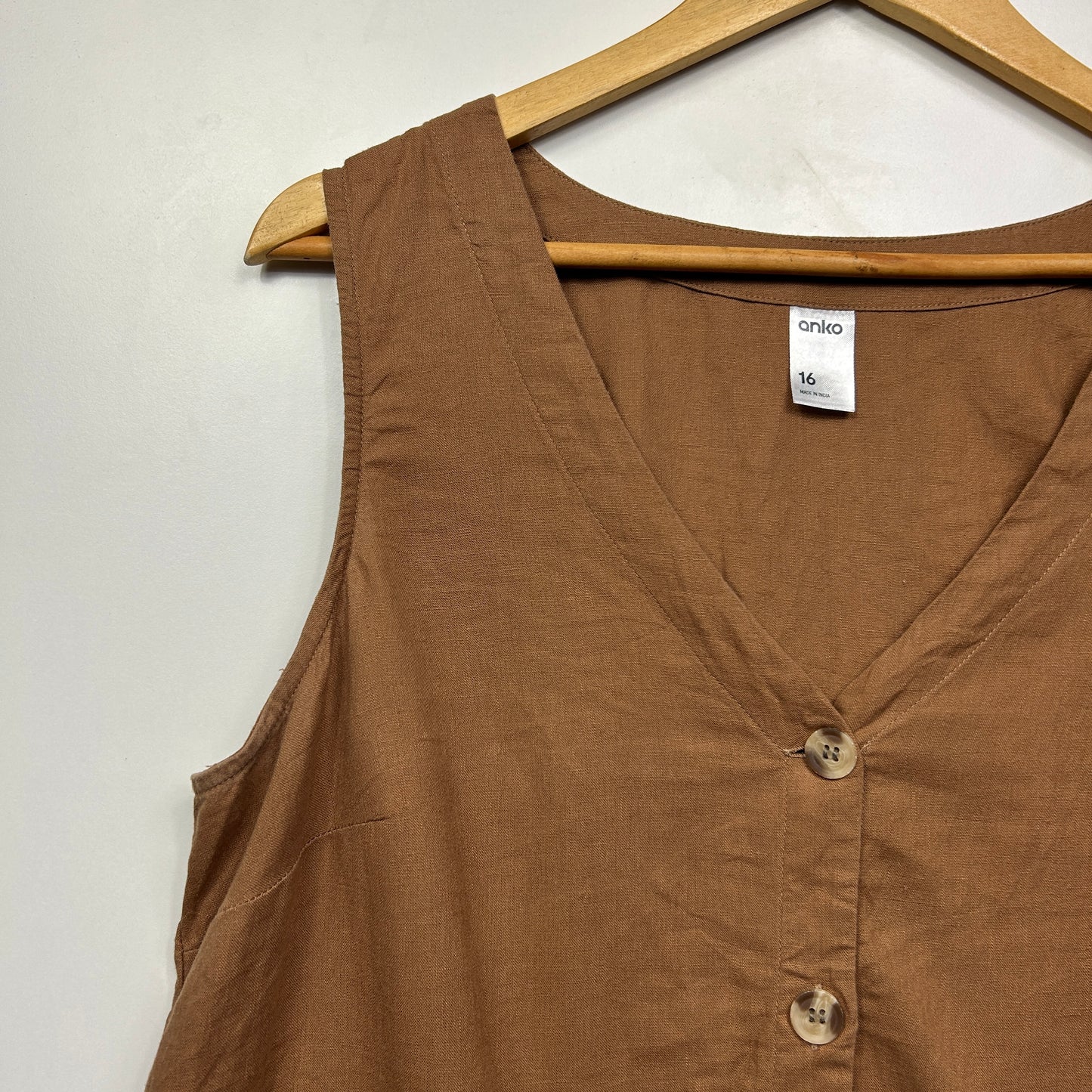 Anko Top Size 16 Sleeveless Linen Blend Tan