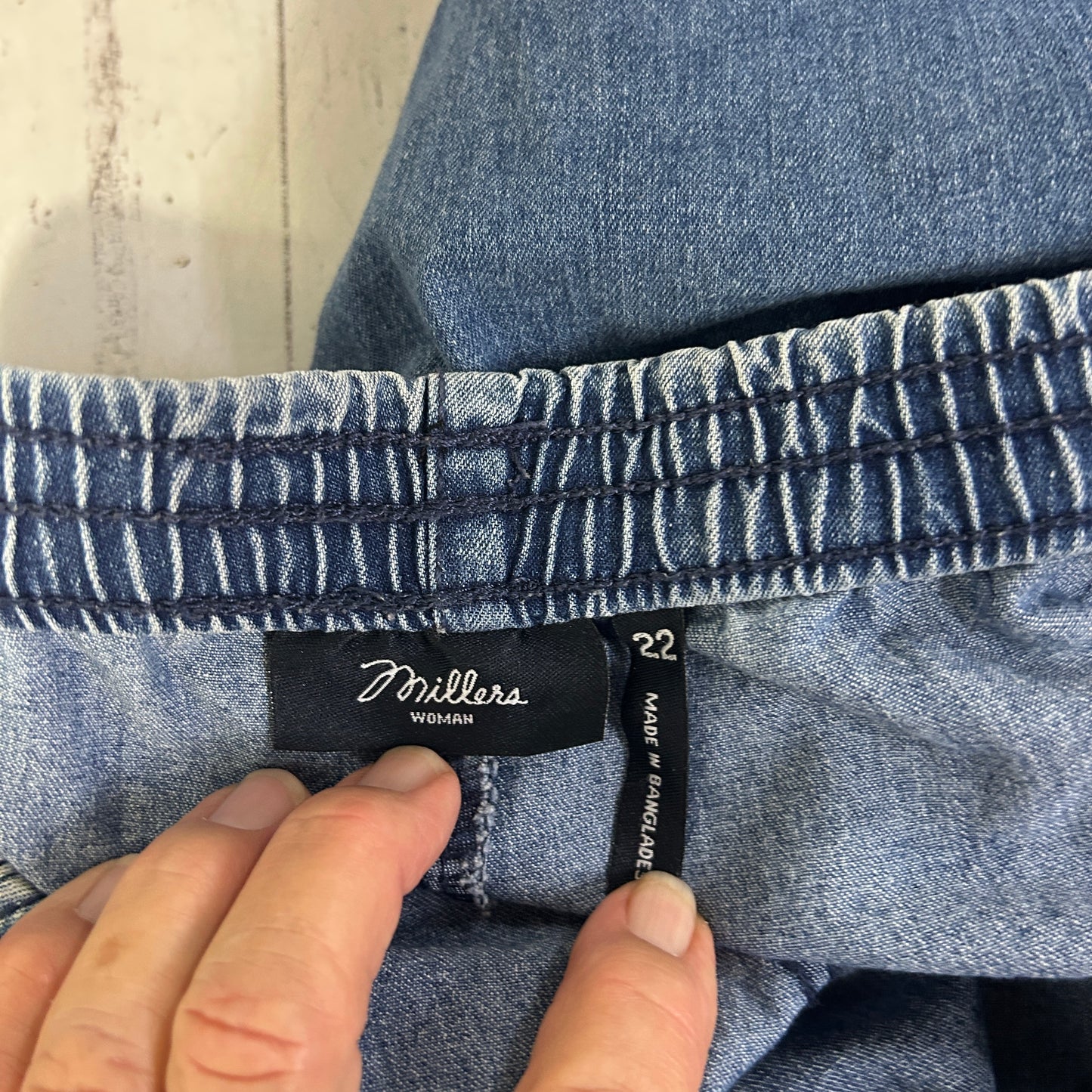 Millers Blue Denim Cropped Pants - Size 22