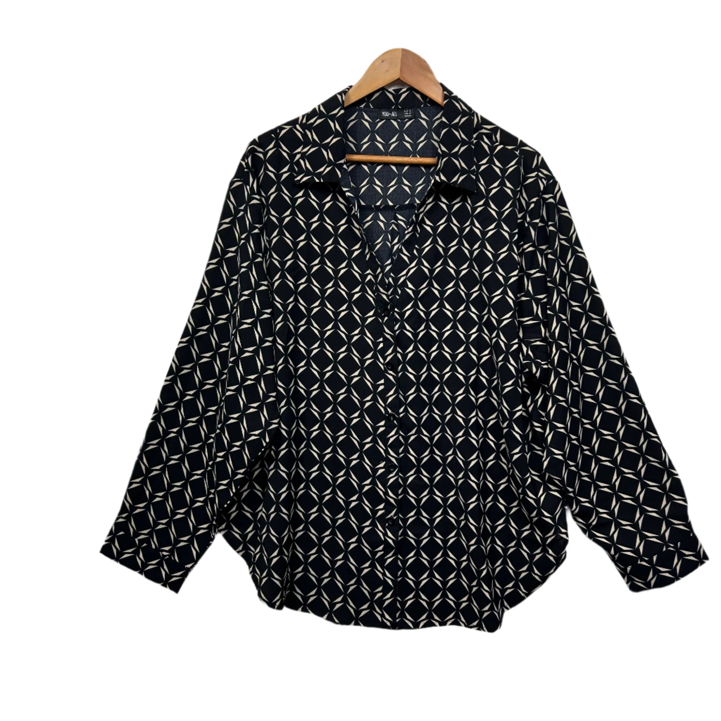 You & All Top Size 16 Black Long Sleeve Button Up