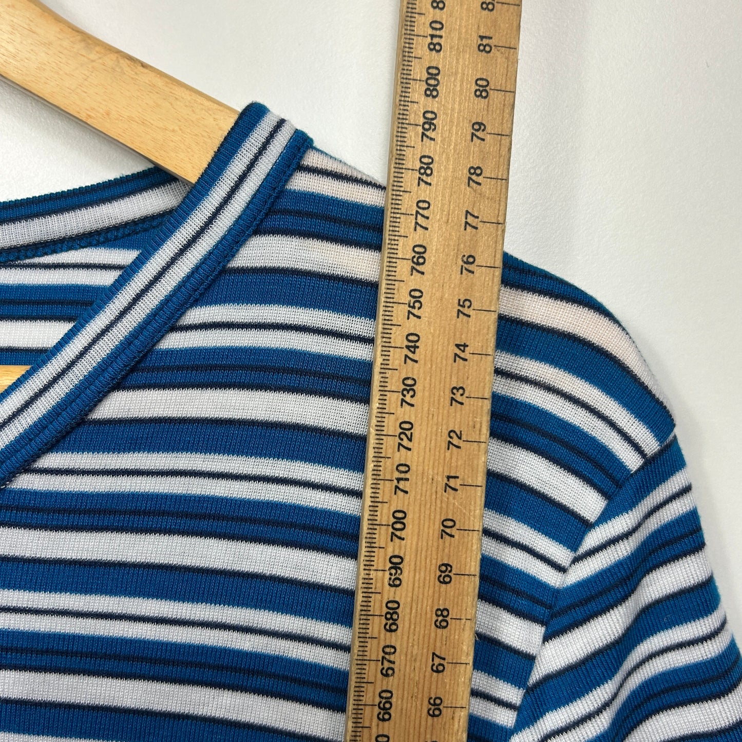Kathmandu Top Size XL 16 Short Sleeve Striped Blue White
