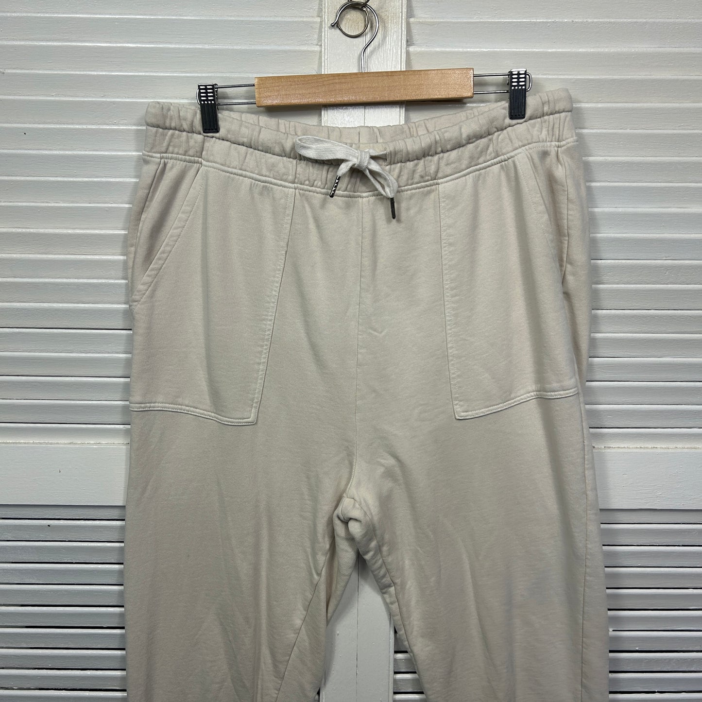 Target Sweat Pants Size 16 Beige Pockets Activewear