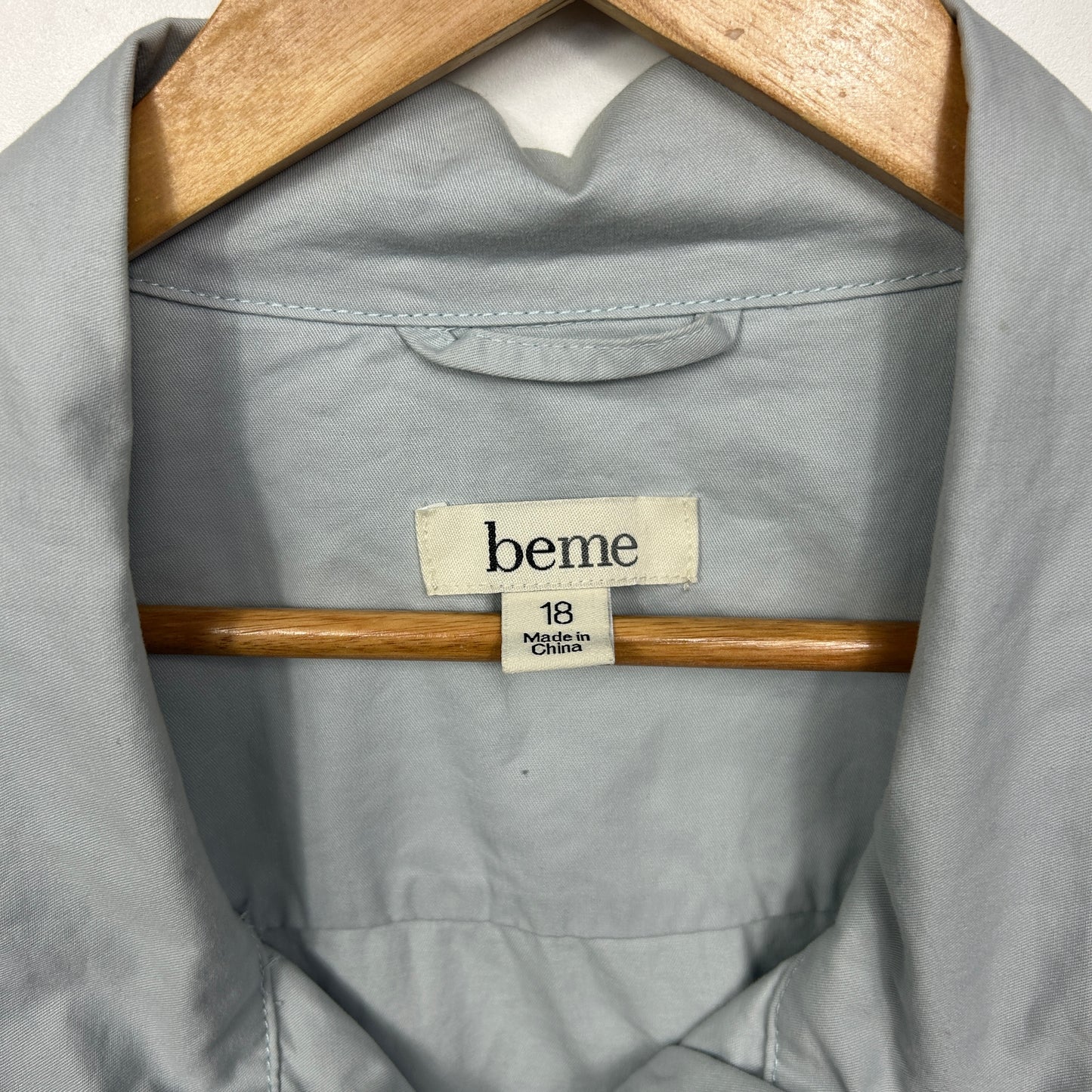beme Lightweight Jacket Size 18 Grey Long Sleeve Pockets