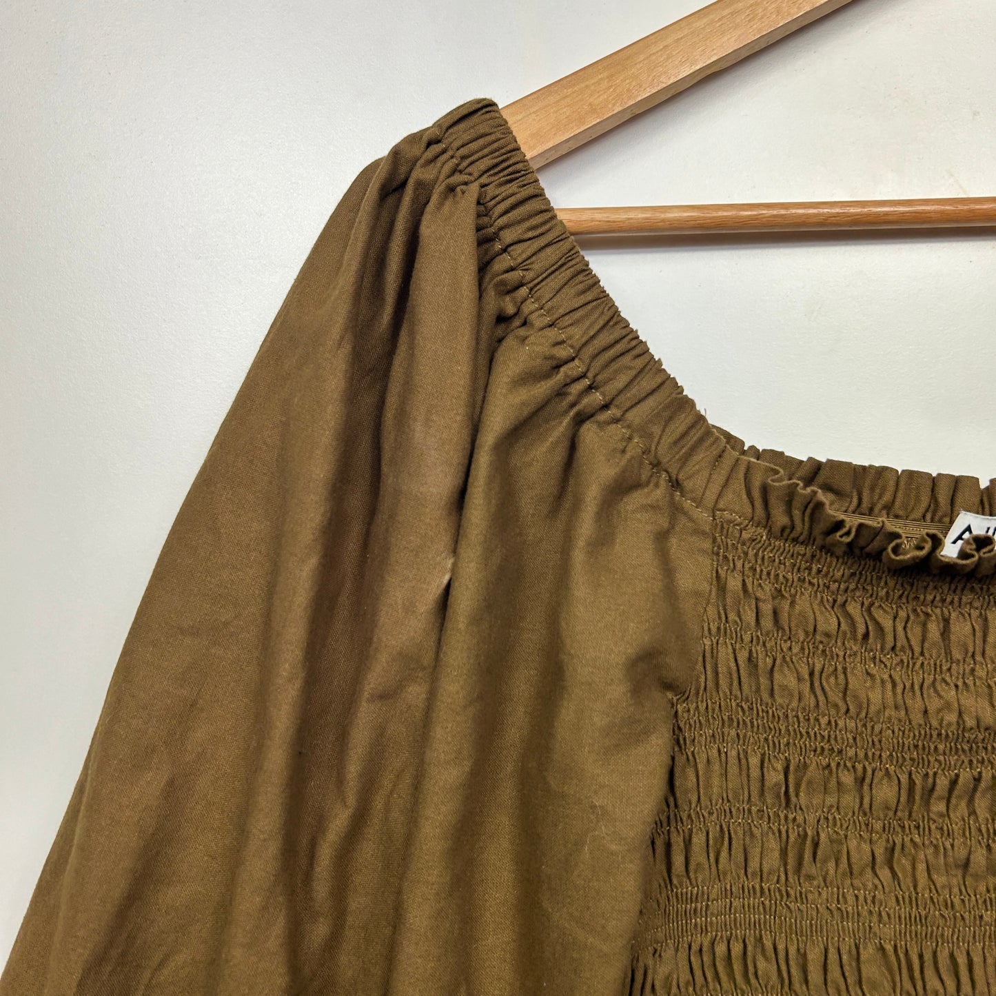 Ally Top Size 14 Long Billow Sleeve Ruched