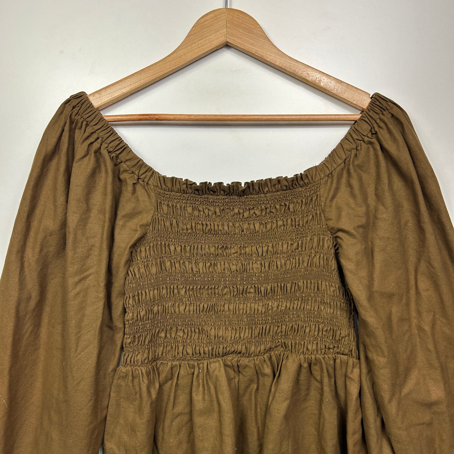 Ally Top Size 14 Long Billow Sleeve Ruched