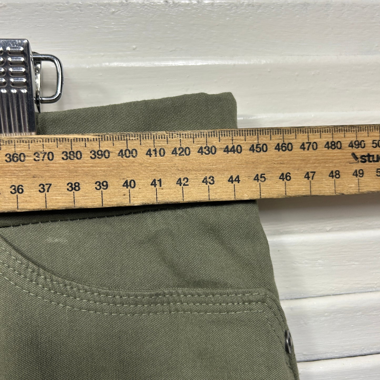 Noni B Shorts Size 18 Green Olive Pull On