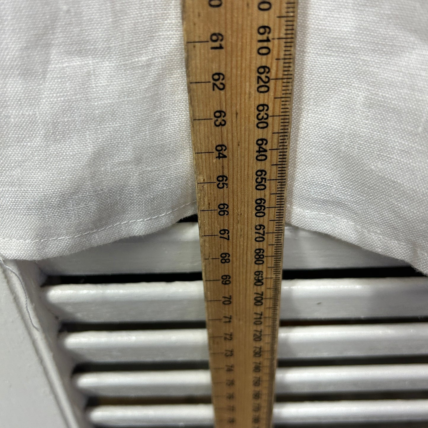 W Lane Linen Top Size 14 White Sequins Long Sleeve