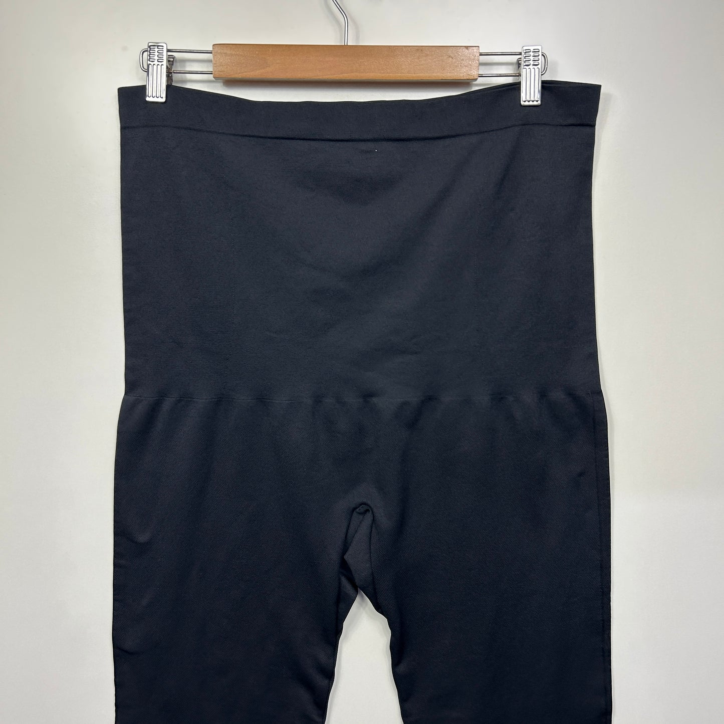 Empetua Shapermint High Waisted Shaping Capri Leggings Size 4XL Black New