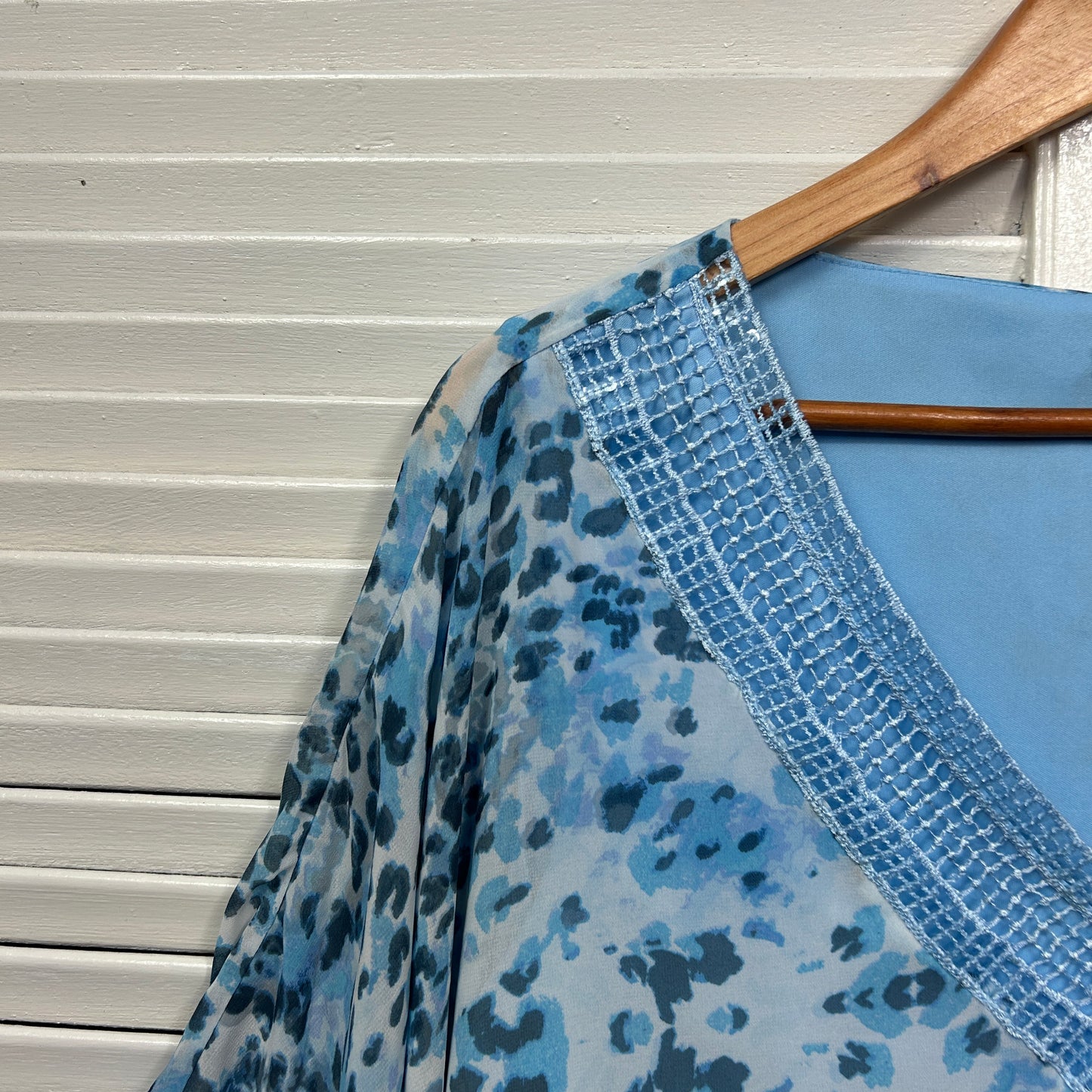 Liz Jordan Tunic Top Size 14 Blue Crochet Trim Sheer Overlay