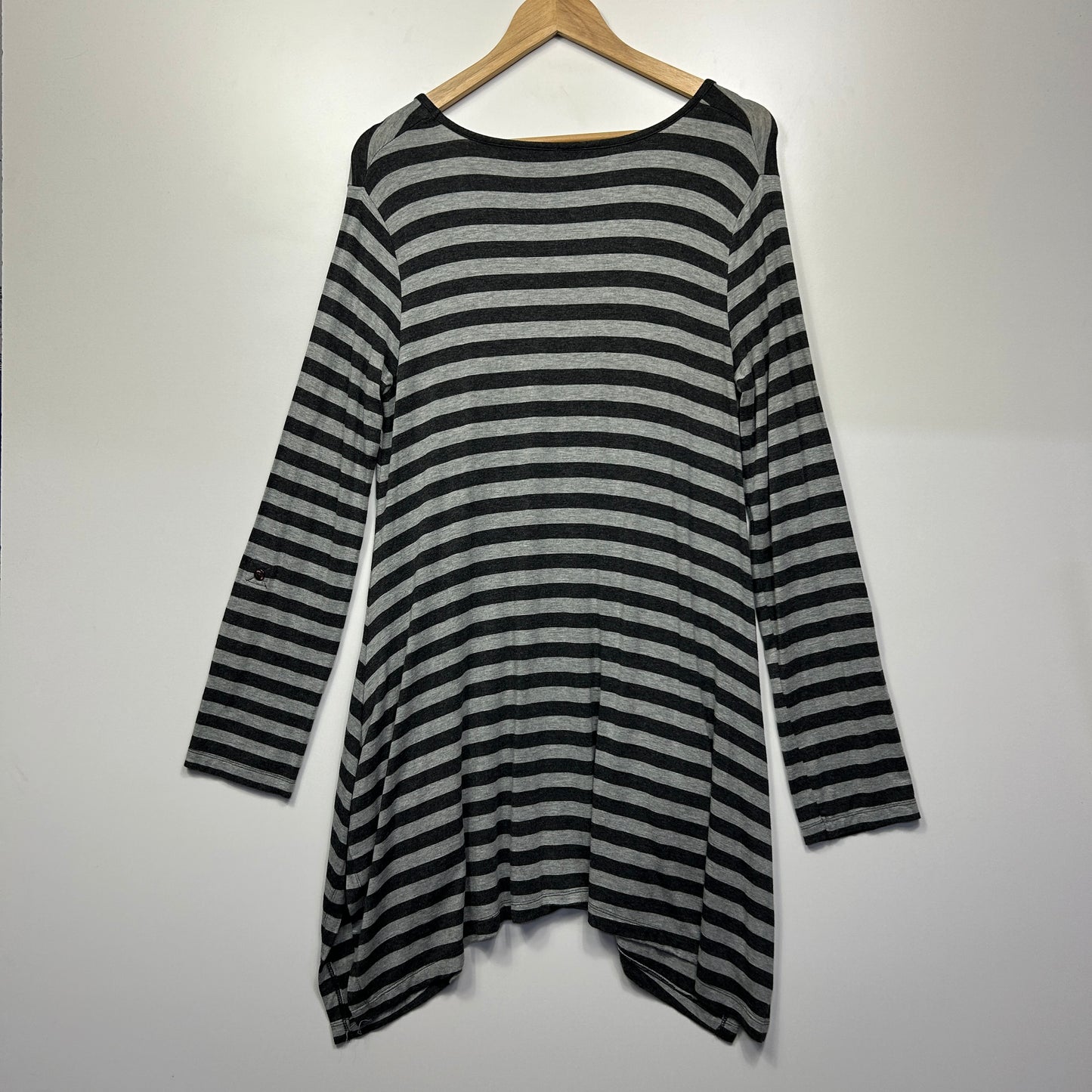 Witchery Top Size Large 14 Grey Black Striped Long Sleeve