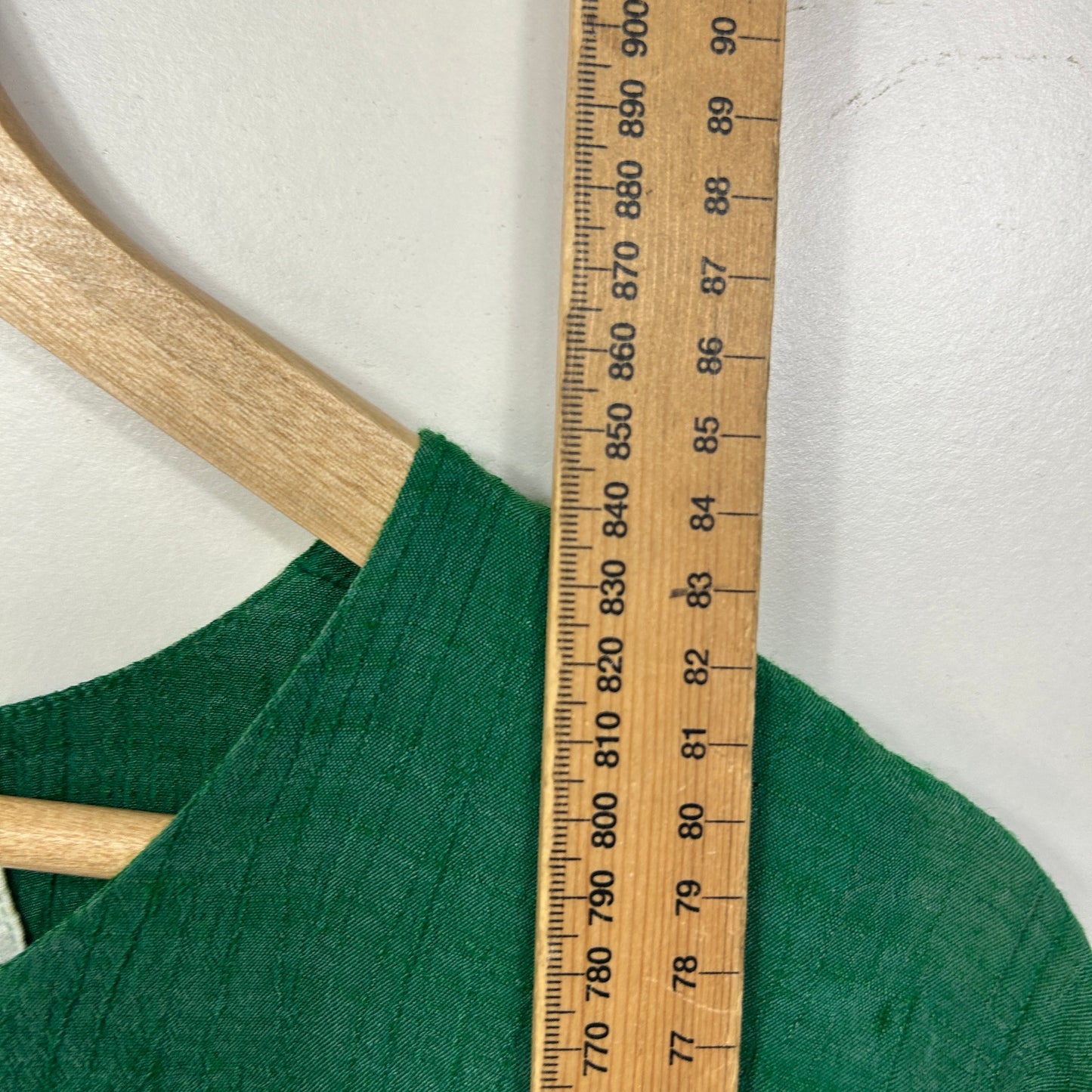 Virtuelle Green Textured Tunic Top - Size 18 (fault)