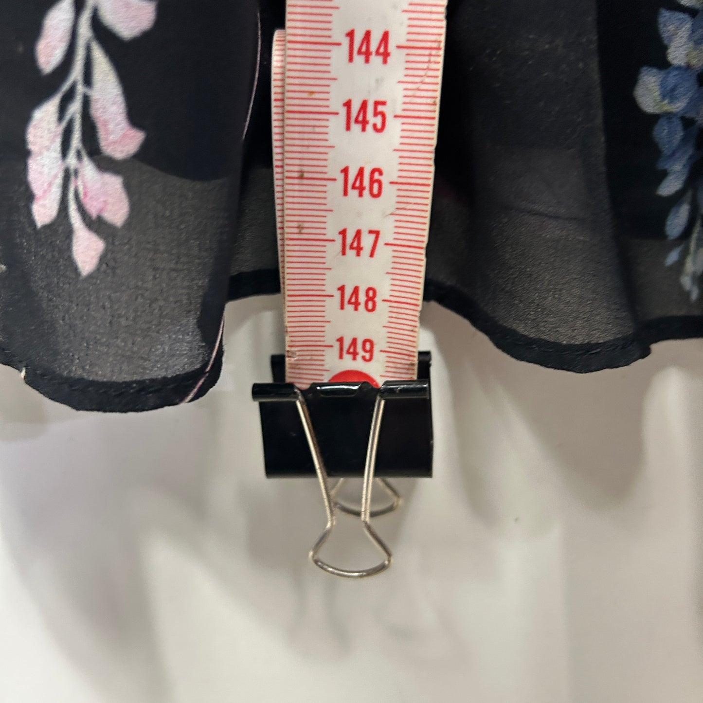 City Chic Maxi Dress Size 20 Large Short Sleeve Black Floral