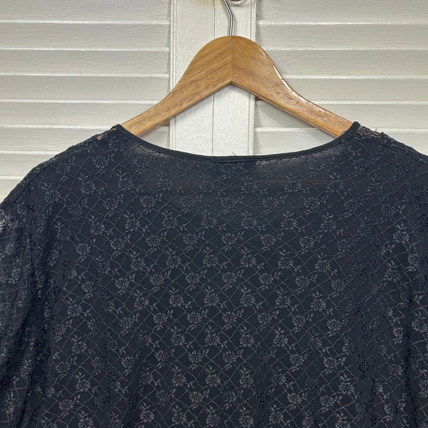 Voila Black Top Size 16 2XL Short Sleeve Sheer