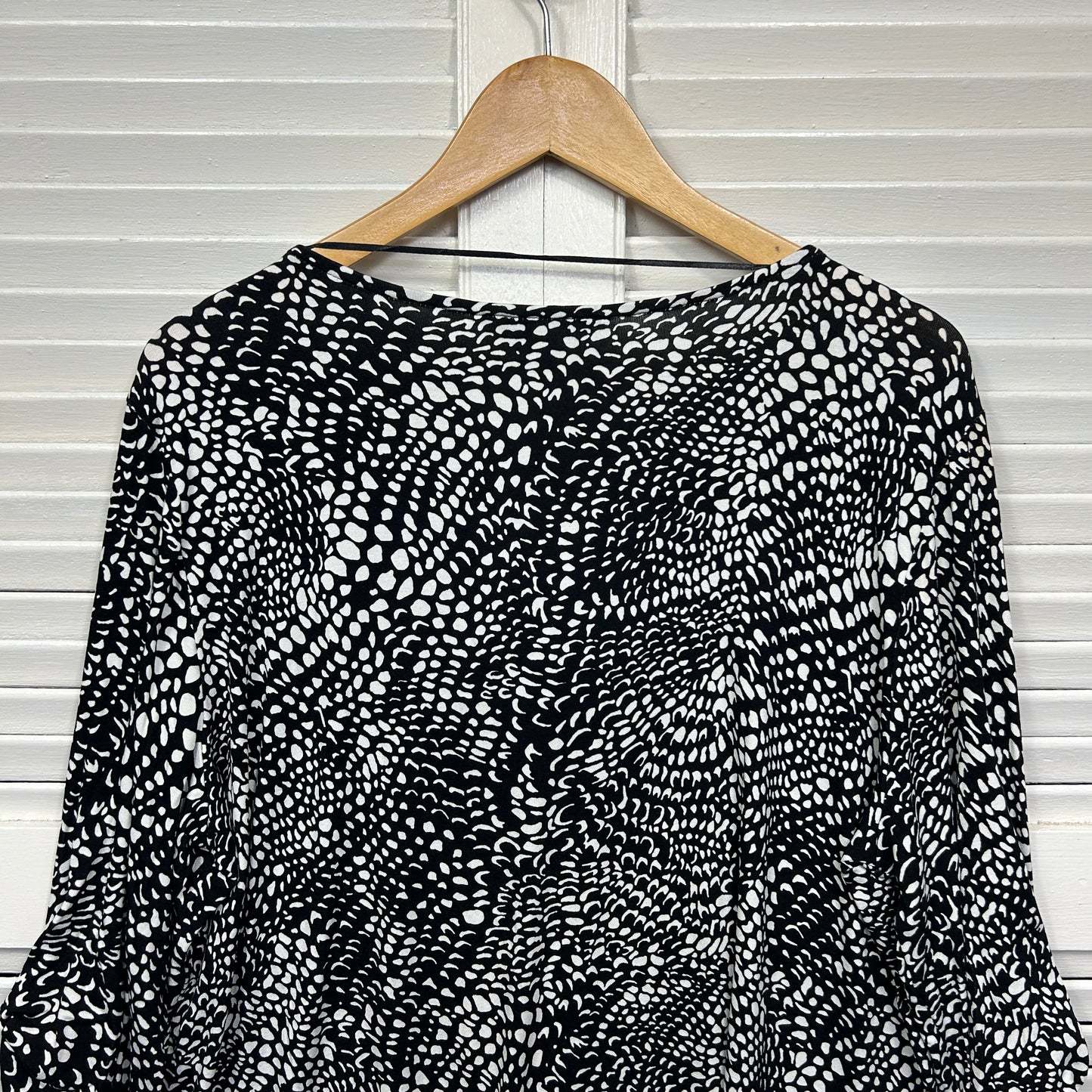 Rockmans Top Size 16 XL 3/4 Sleeve Black White New