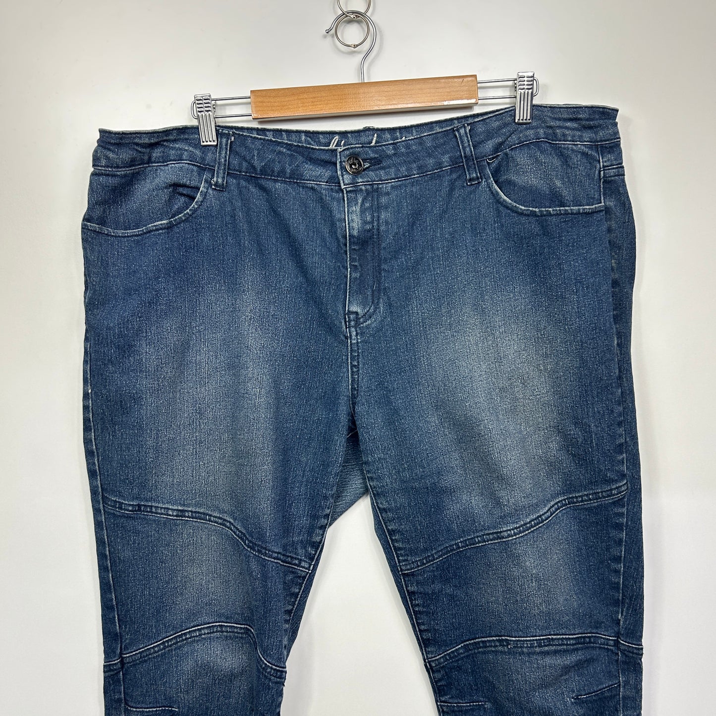 City Chic Denim Cropped Pants Size 20 Blue Pockets