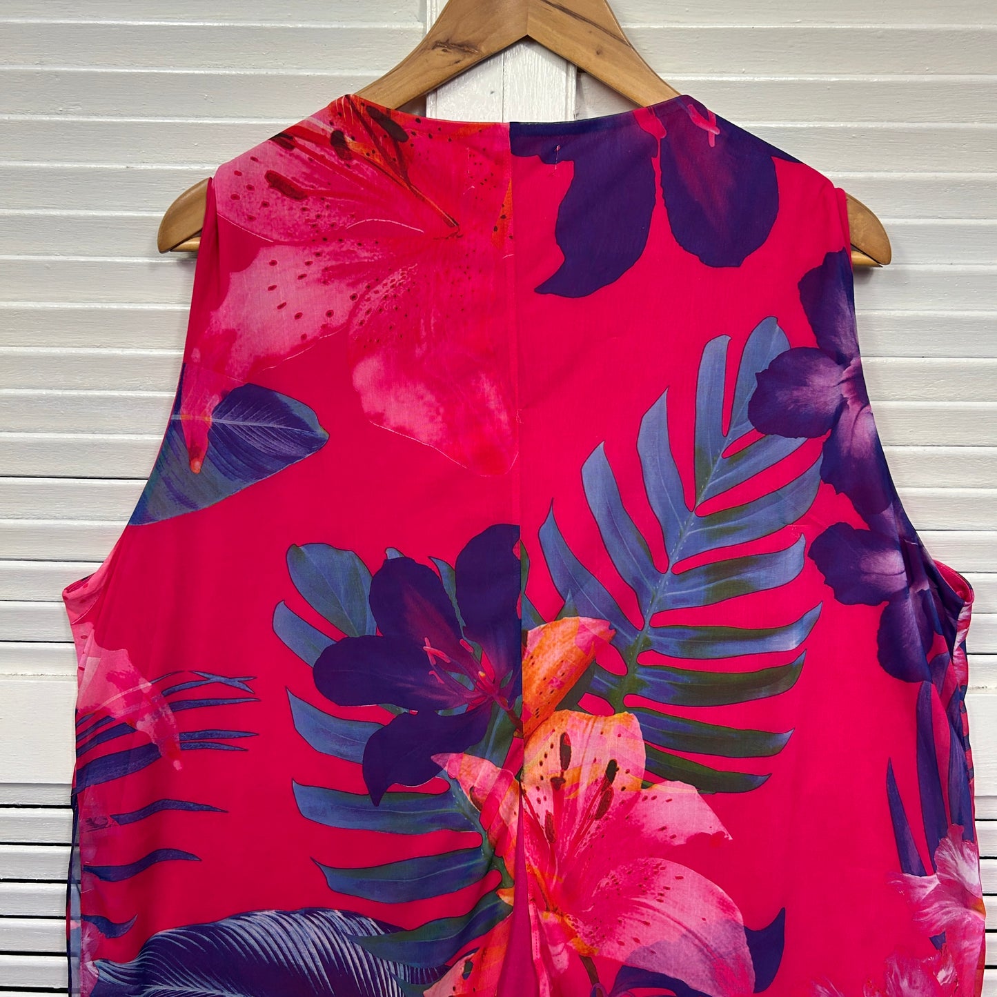 Millers Top Size 20 Pink Floral Sleeveless Beaded