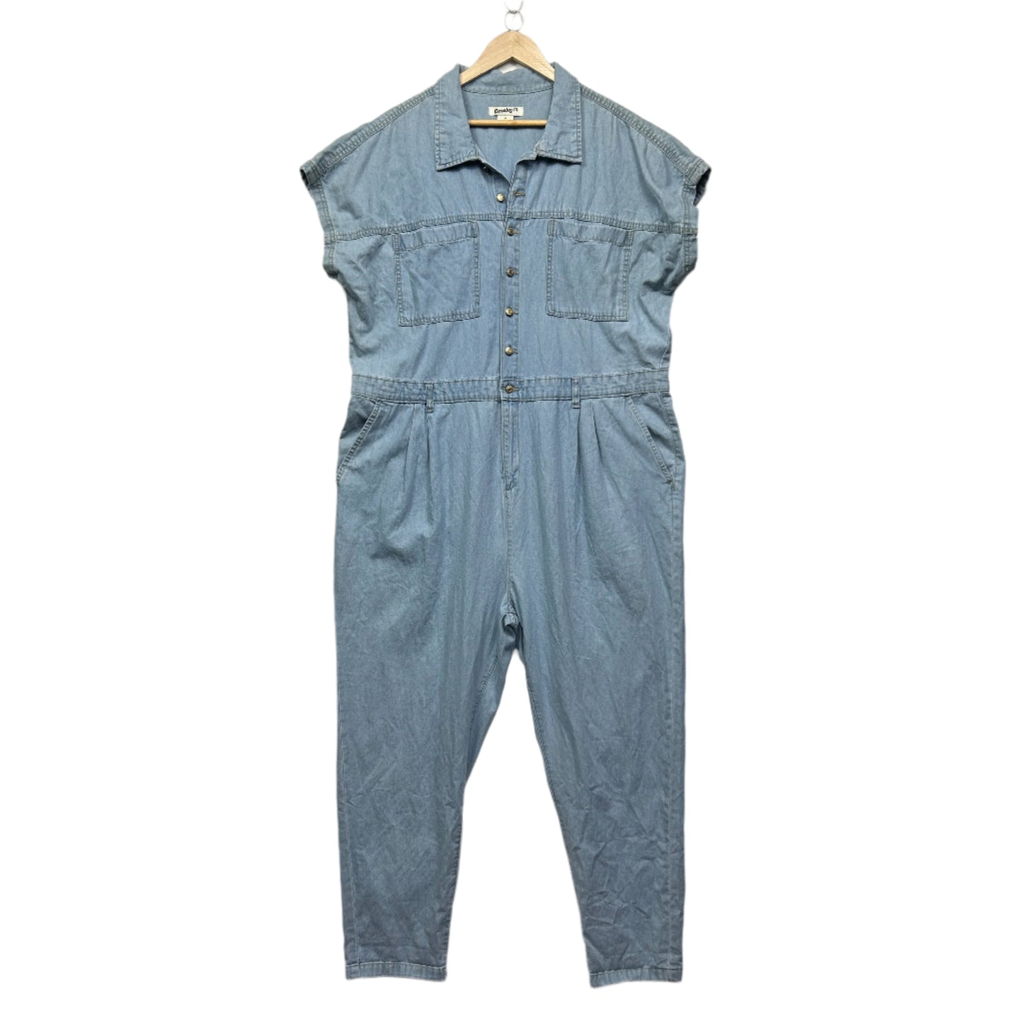 Breakers Jumpsuit Size 18 Blue Chambray Short Sleeve Pockets