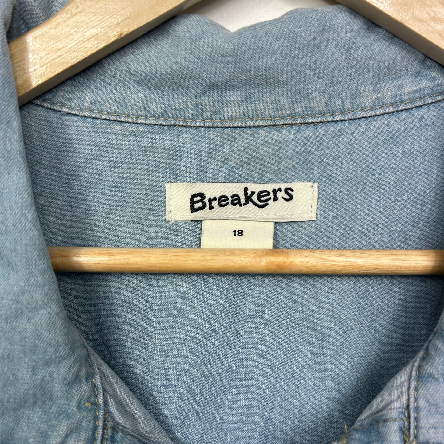 Breakers Jumpsuit Size 18 Blue Chambray Short Sleeve Pockets