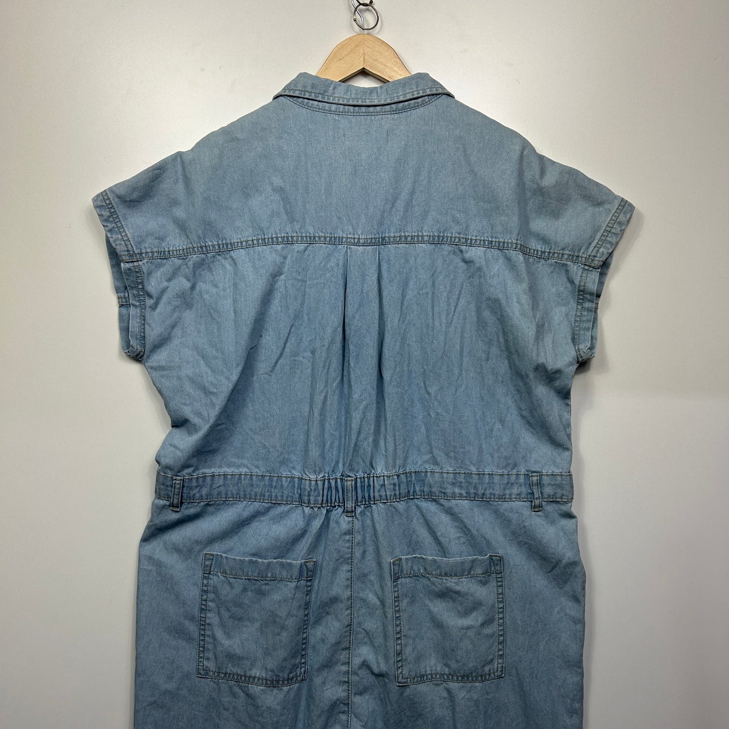 Breakers Jumpsuit Size 18 Blue Chambray Short Sleeve Pockets