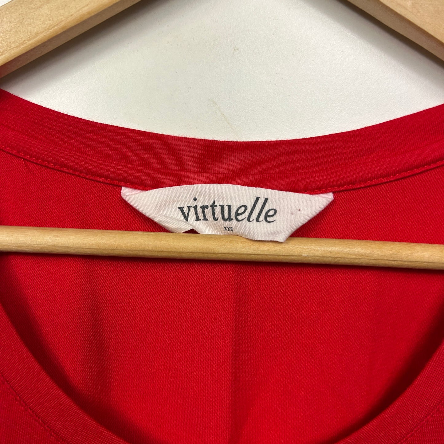 Virtuelle TShirt Size 12 14 XXS Red Short Sleeve Beaded Heart Love