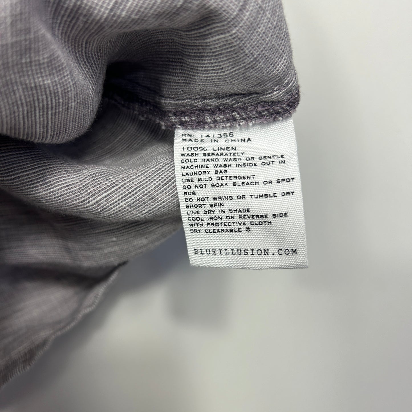 Blue Illusion Linen Top Size Large 14 Short Sleeve Grey
