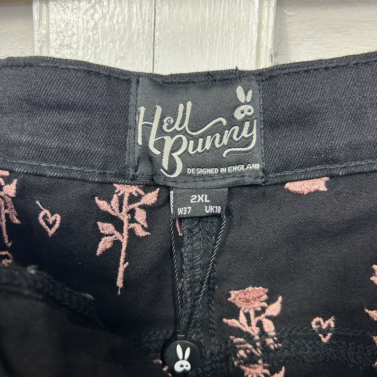 Helly Bunny Lover Skirt Size 2Xl 16 18 Black Pink Embroidered New