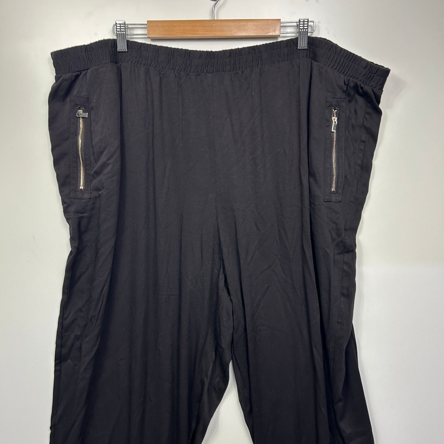 beme Pants Size 26 Black Zipper Pockets New