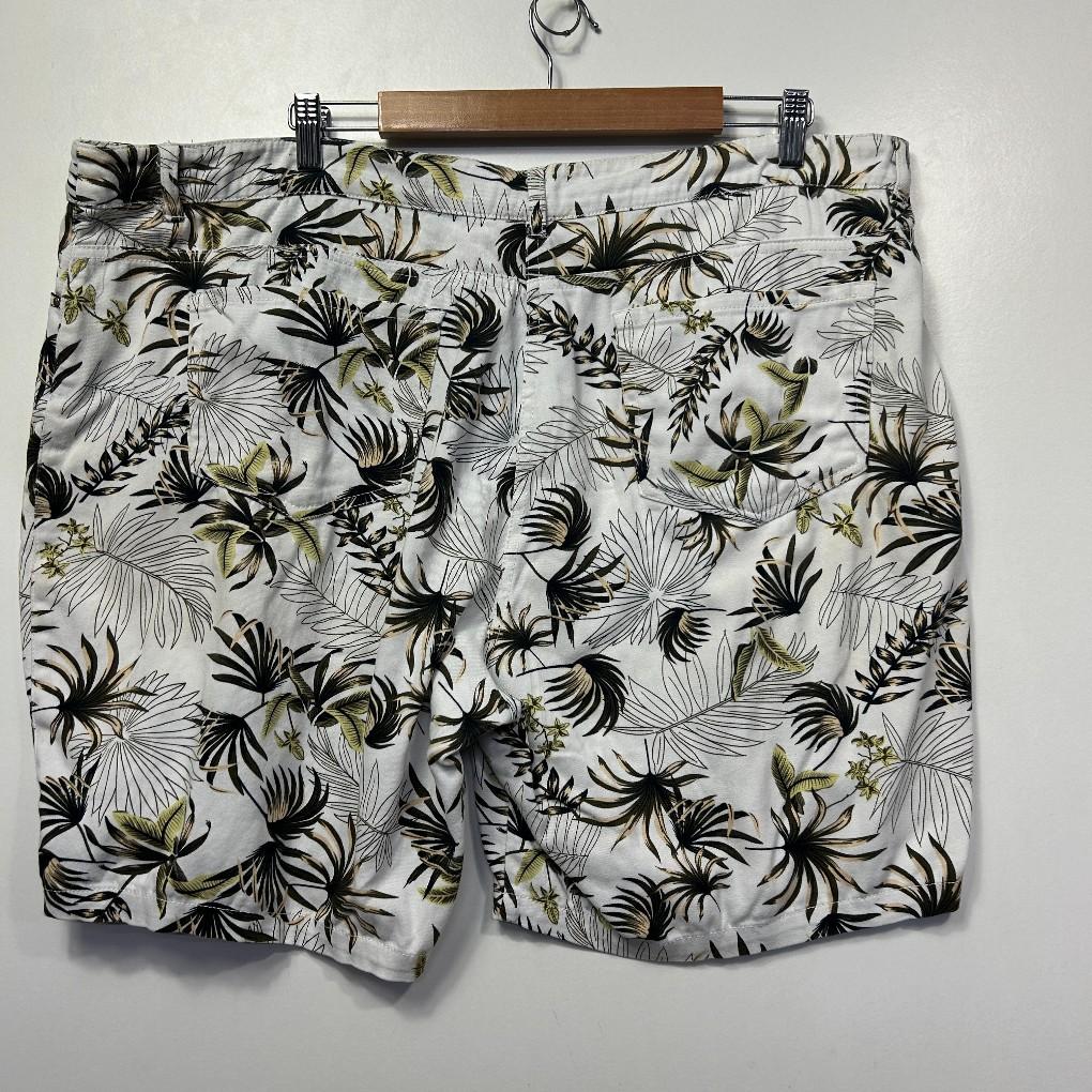 Millers White Cotton Shorts - Size 18