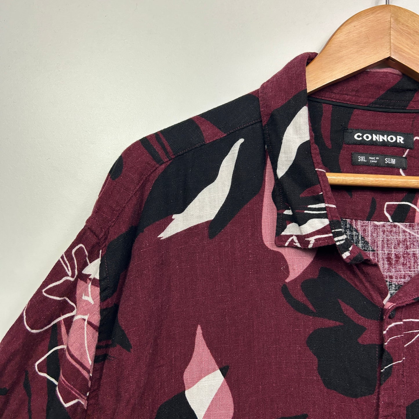 Connor Shirt Size 3Xl Slim Fit Short Sleeve Maroon Floral