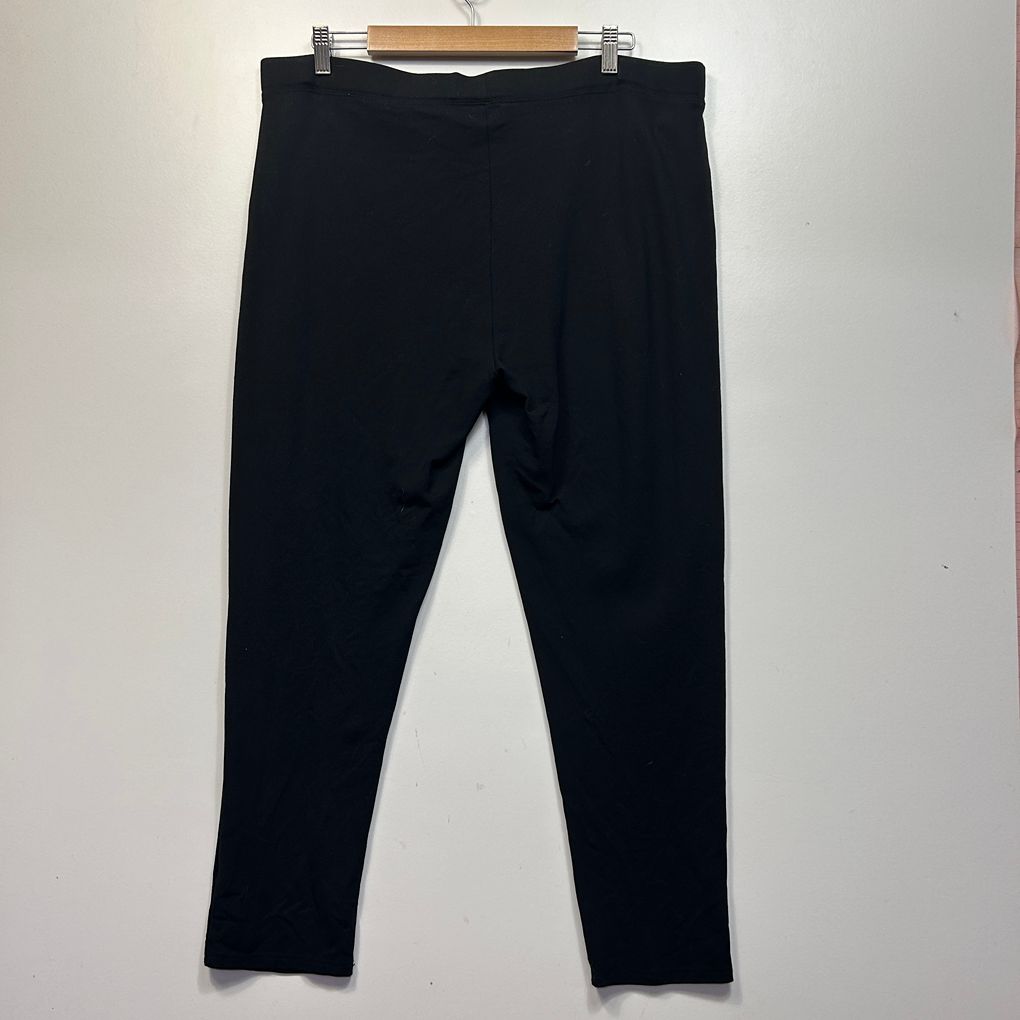 Capture Black Pants - Size XXL