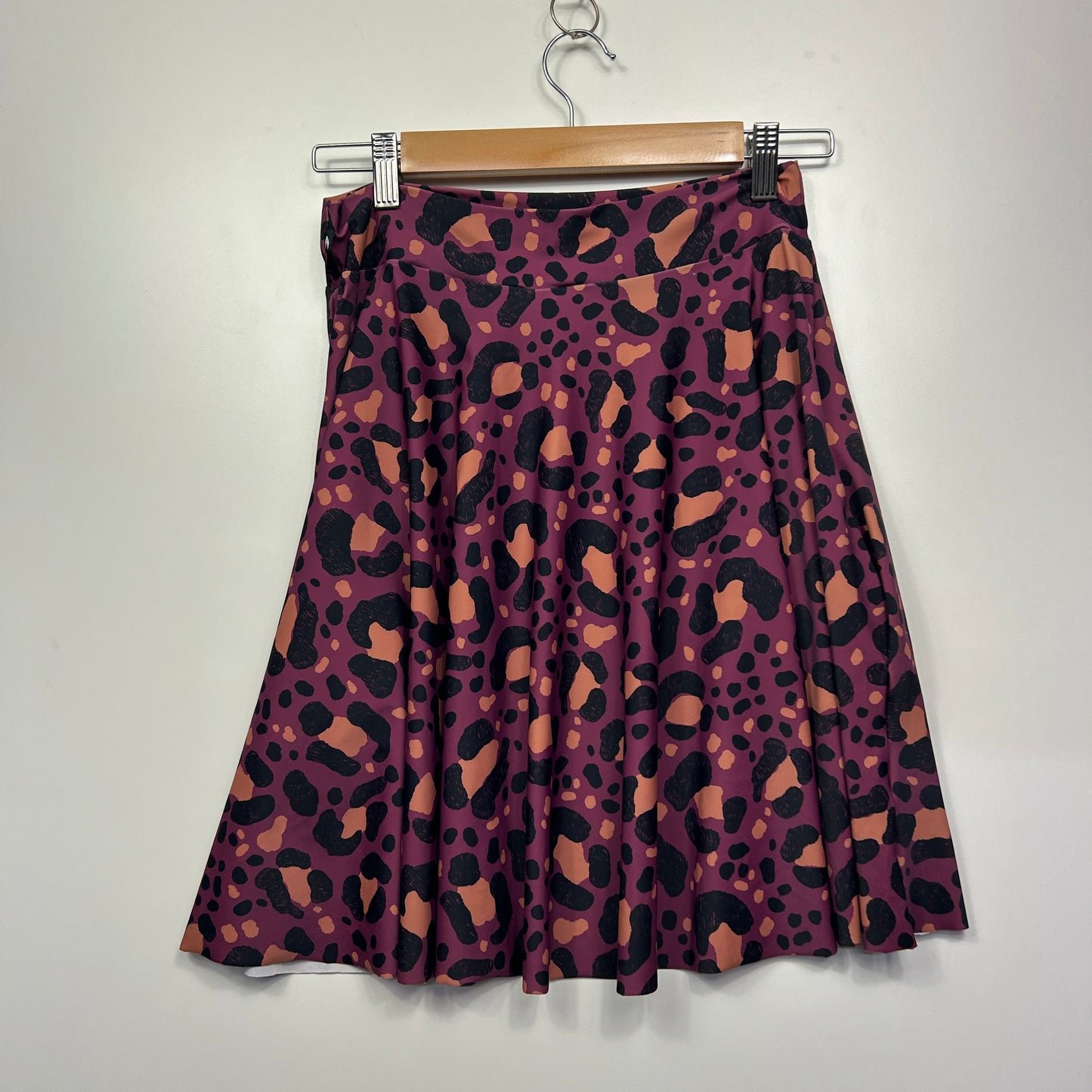 exoticathletica Skirt Size Large 14 Pink Animal Print